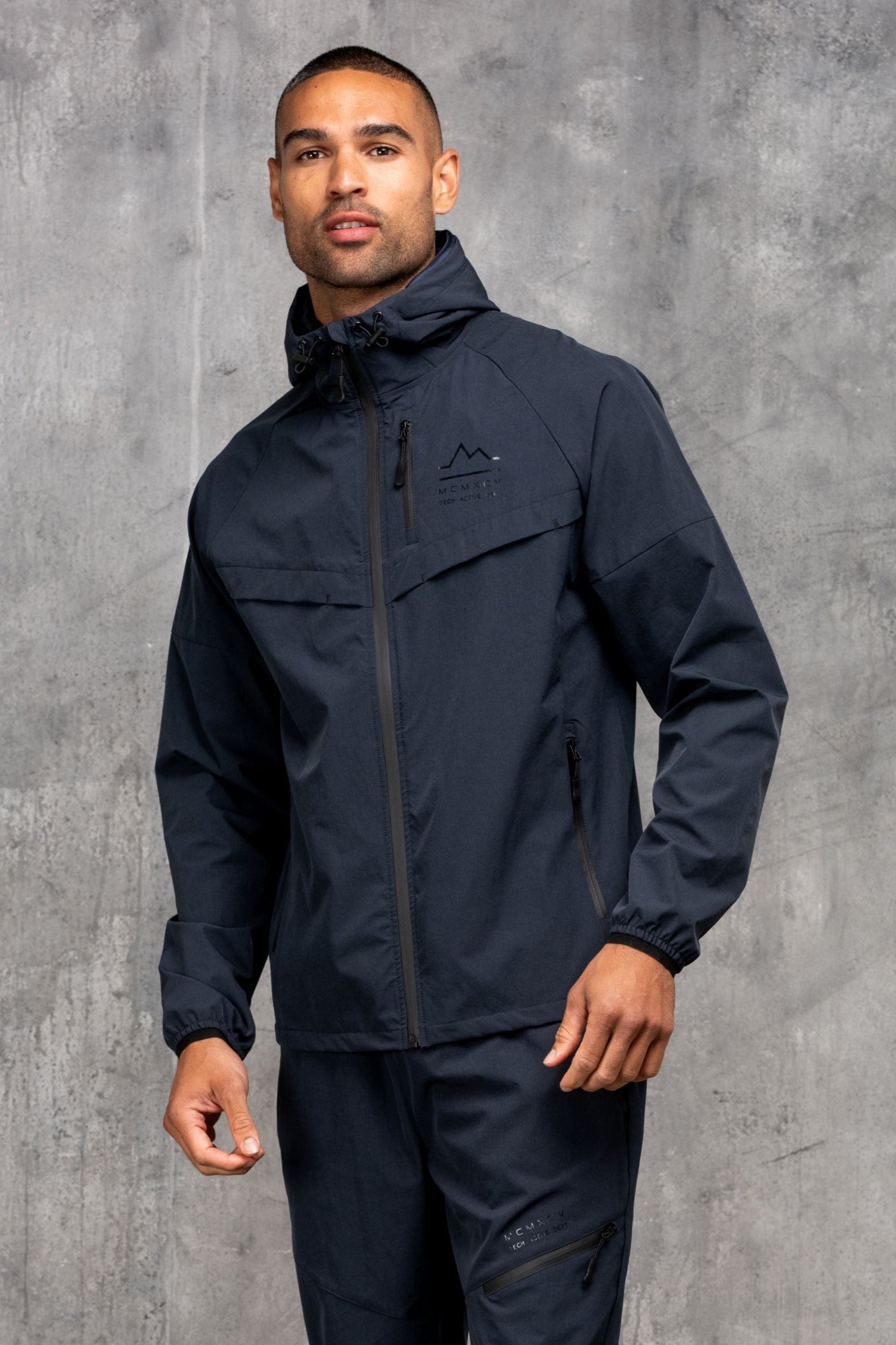 ASCENT V2 TECH JACKET - OMBRE GREY