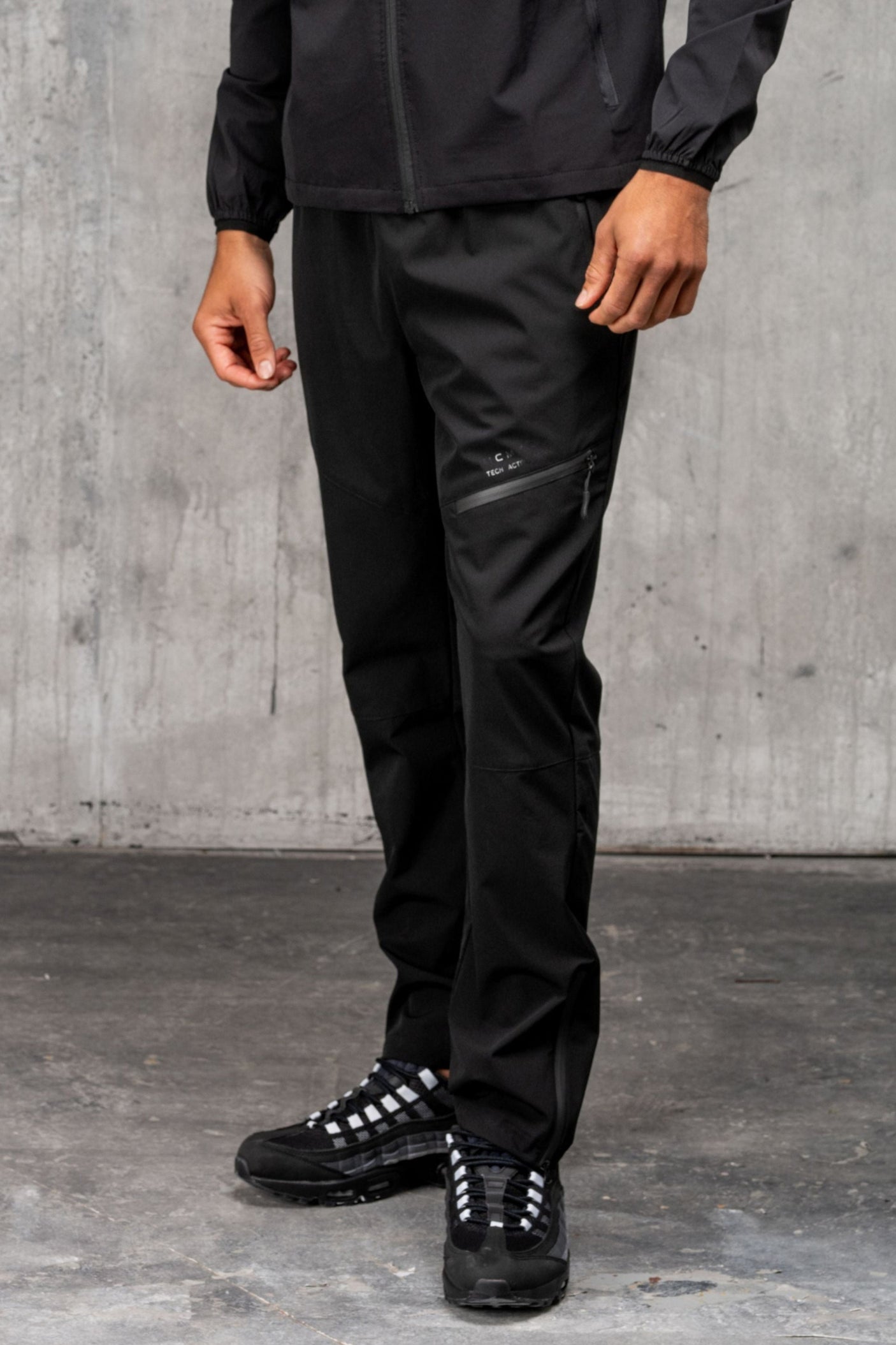 ASCENT V2 TECH PANT - BLACK/CHARC