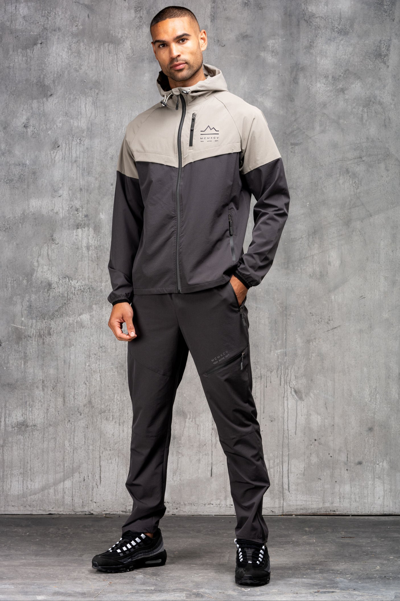 ASCENT V2 TECH PANT - DARK CHARCOAL