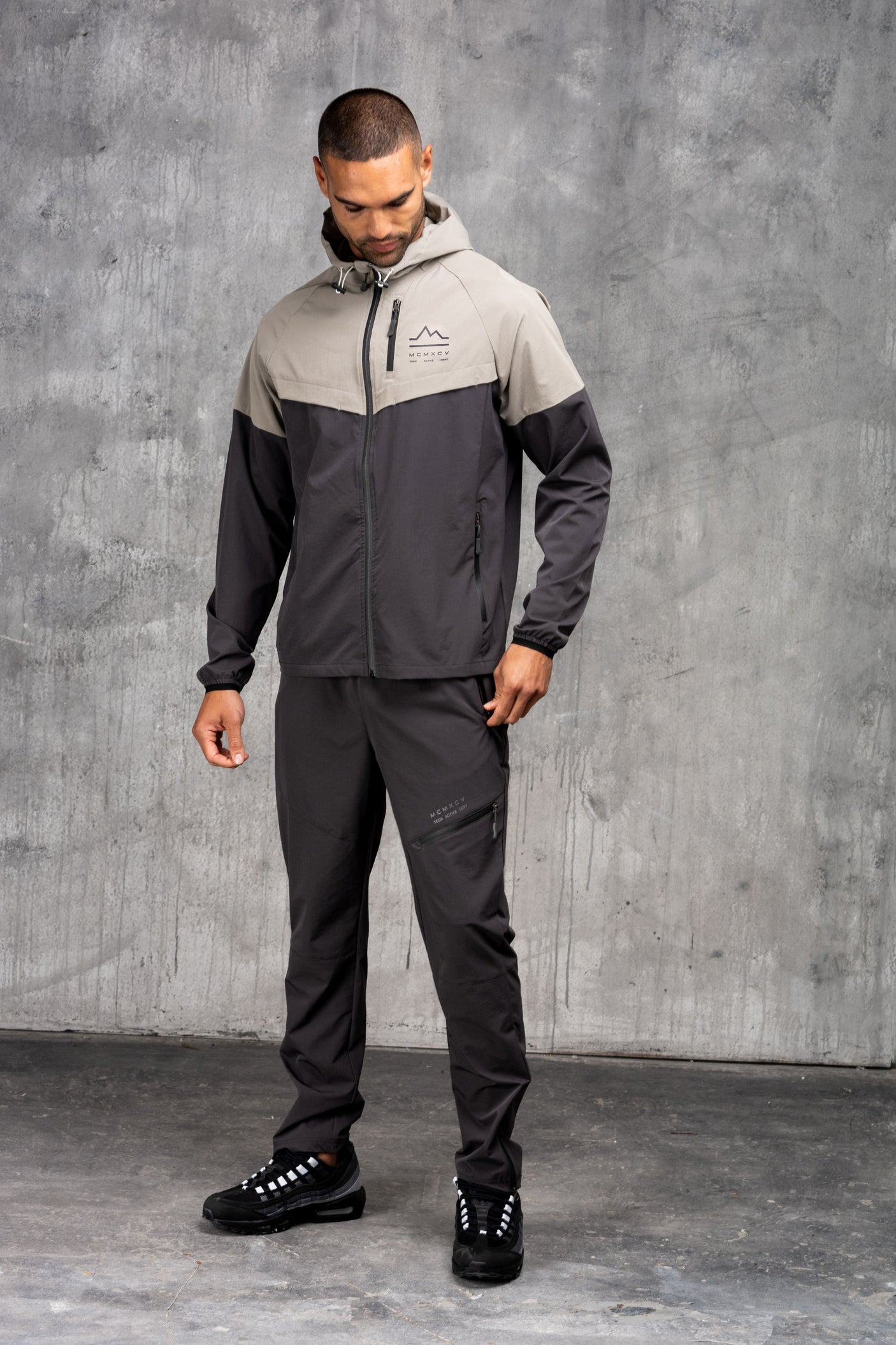 ASCENT V2 TECH PANT - DARK CHARCOAL