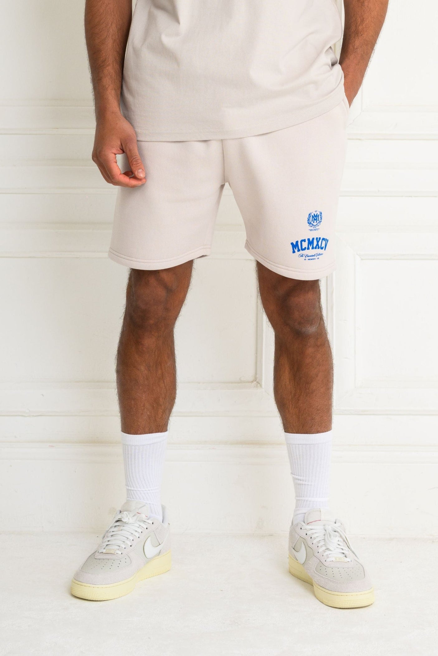 VERTEX SHORT - OFF WHITE