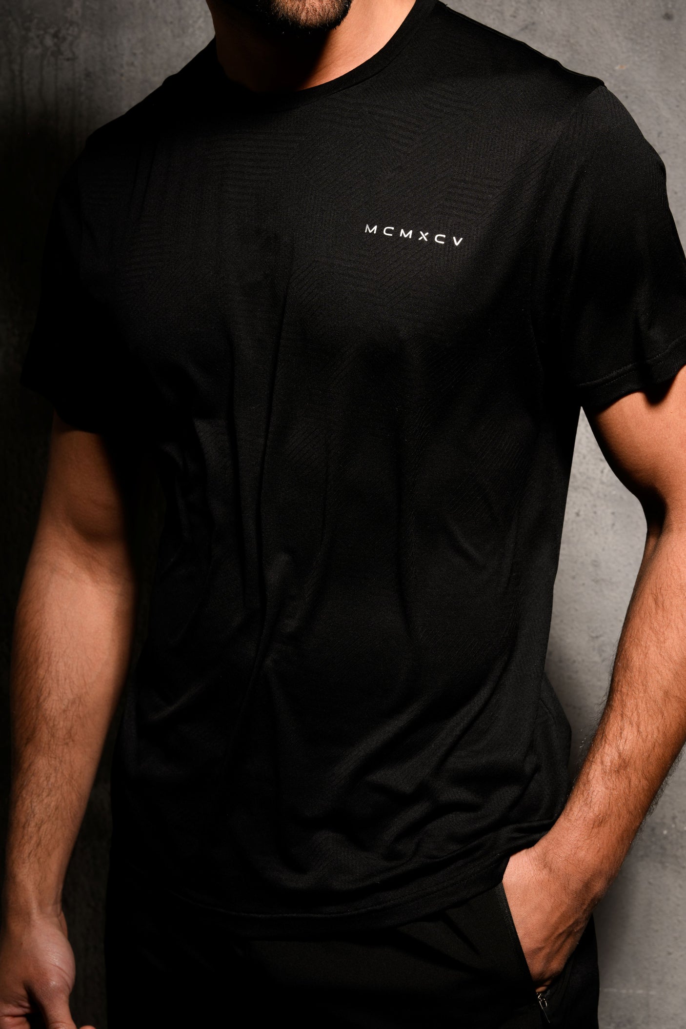 VOLT T-SHIRT & SHORT ACTIVE SET - BLACK