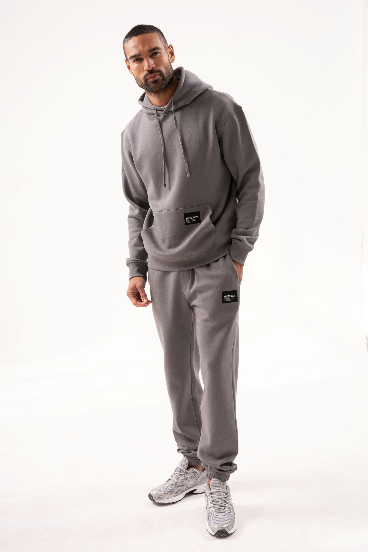 APOLLO TRACKSUIT - CHARCOAL