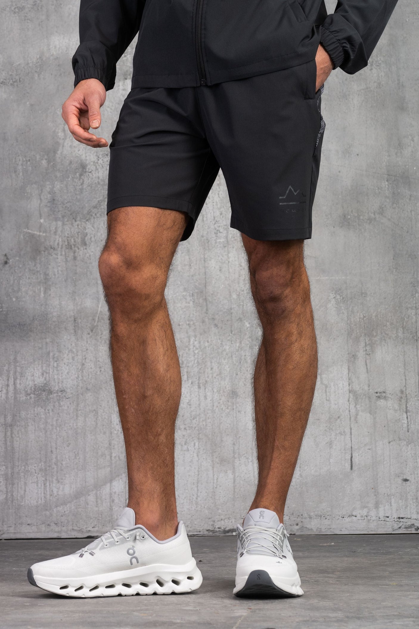 ARMOUR TECH SHORT - GREY/BLACK