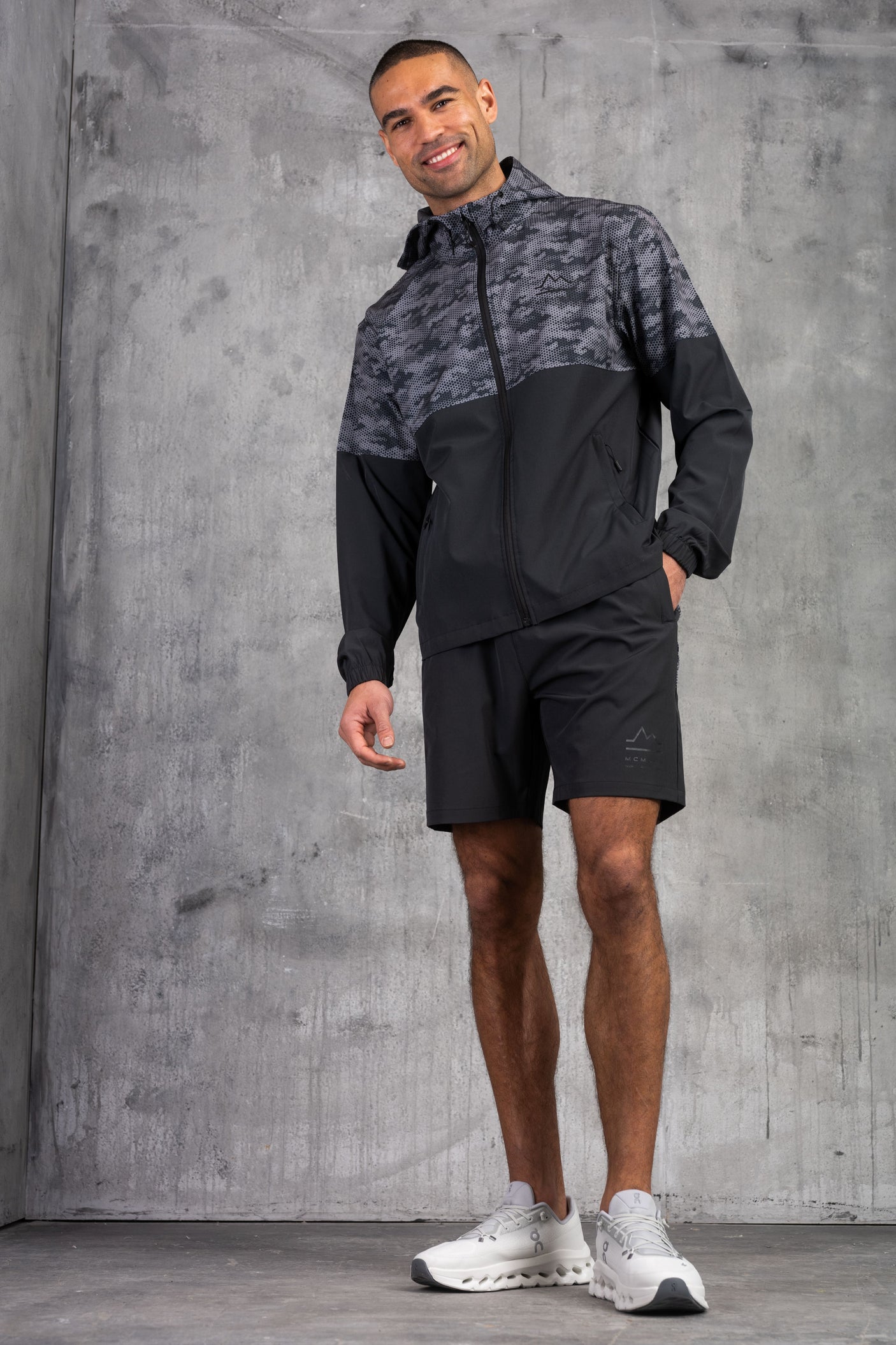 ARMOUR WINDBREAKER JACKET - GREY/BLACK