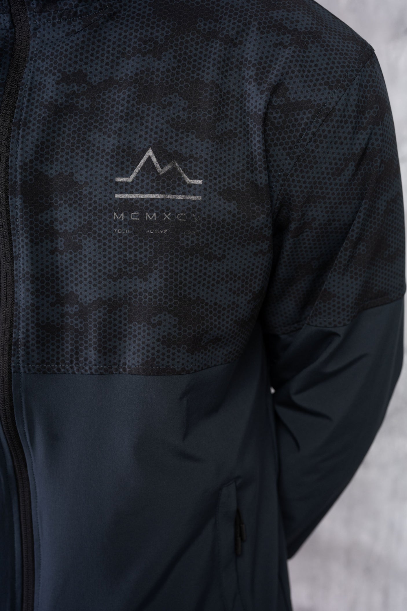 ARMOUR WINDBREAKER JACKET & SHORT - OMBRE/BLACK