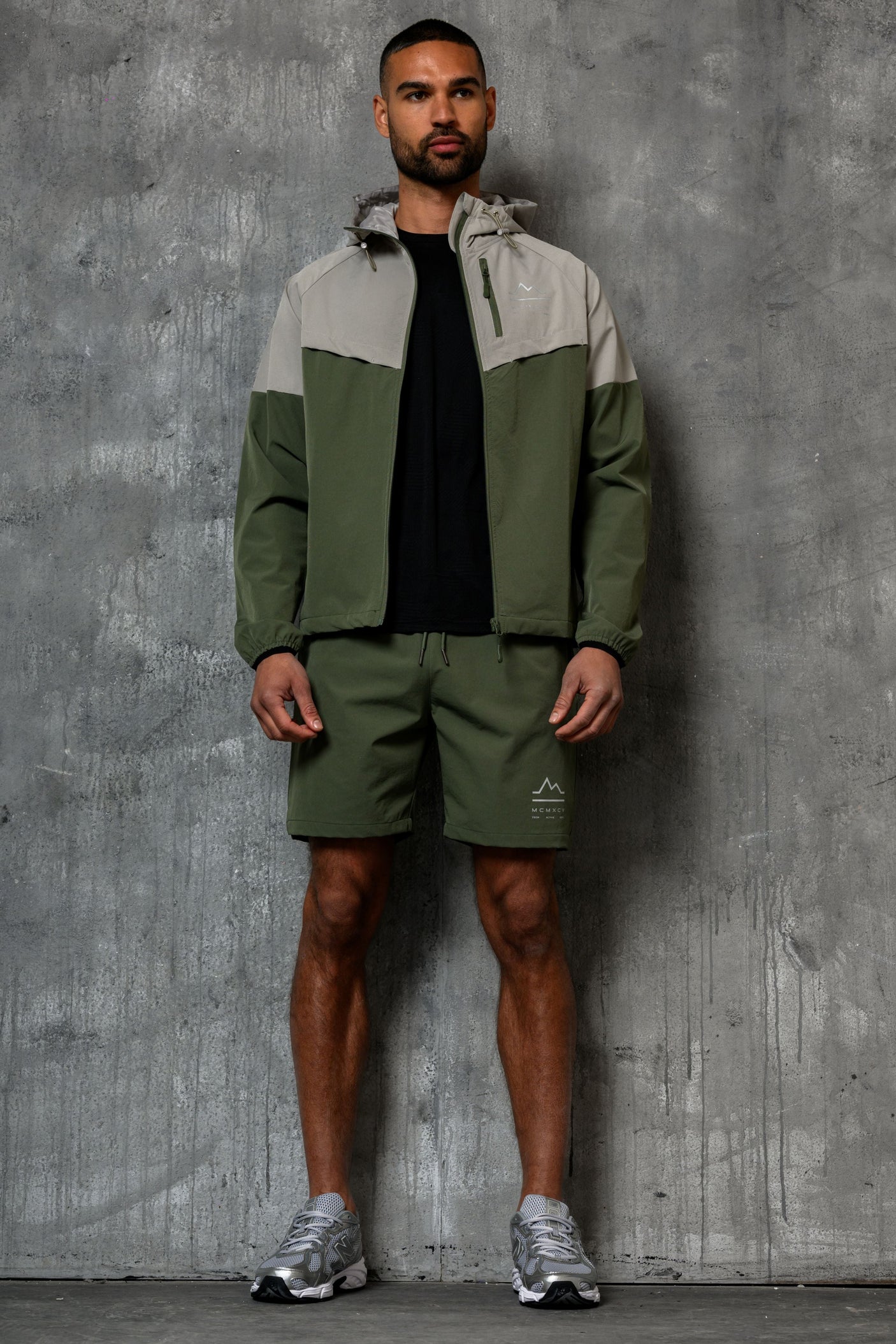 ASCENT SHORTS - SAGE