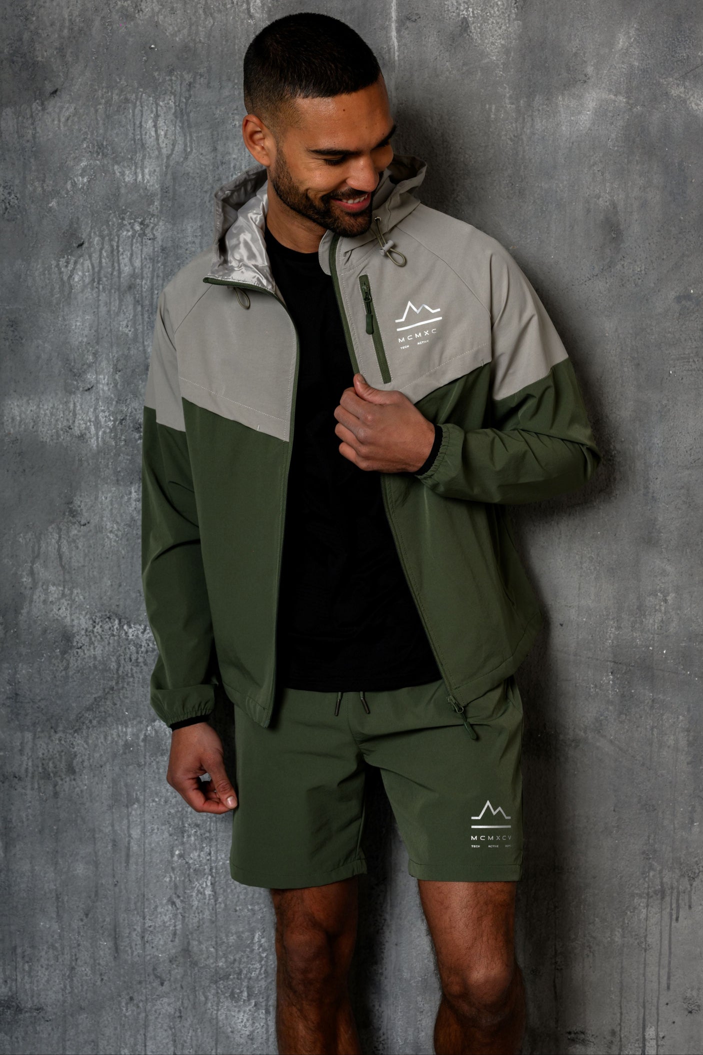 ASCENT SHORTS - SAGE