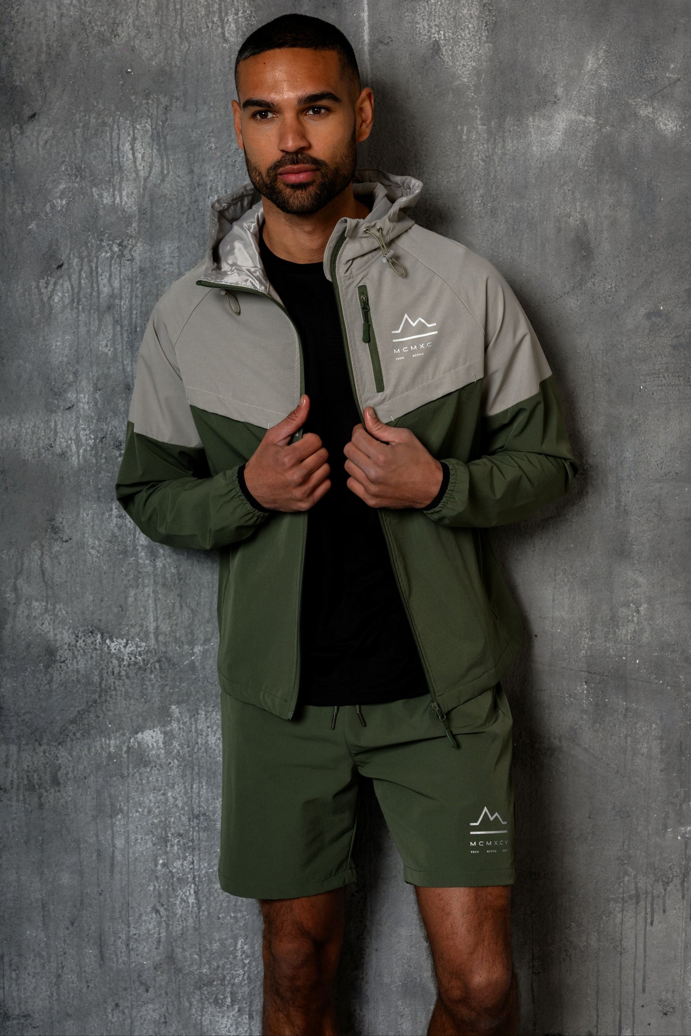 ASCENT WINDBREAKER JACKET - SAGE/STONE