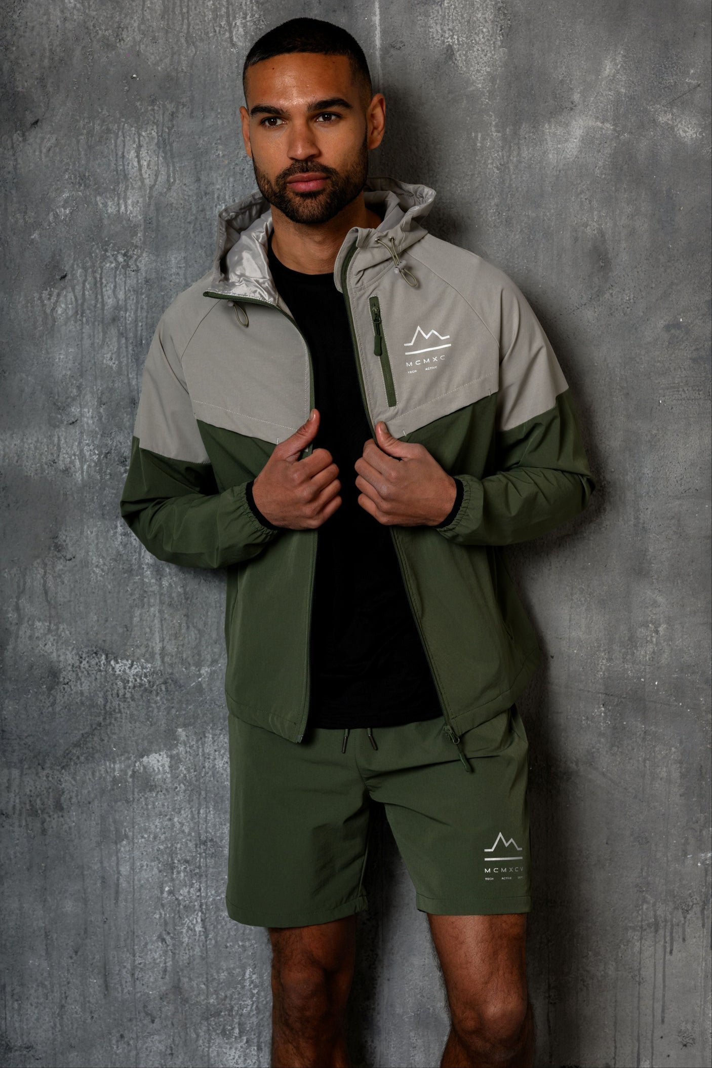 ASCENT SHORTS - SAGE