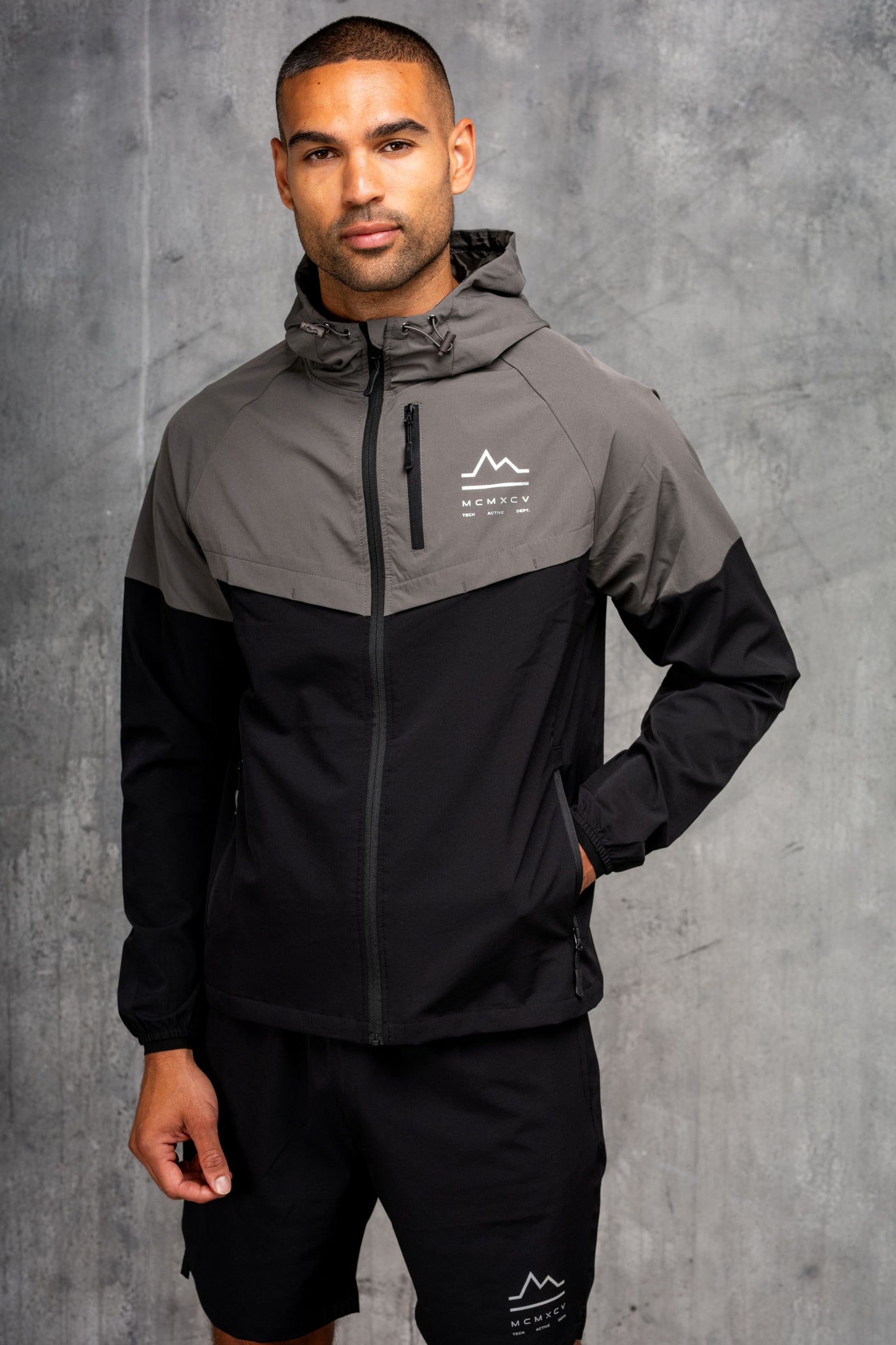 ASCENT WINDBREAKER JACKET - CHARCOAL/BLACK