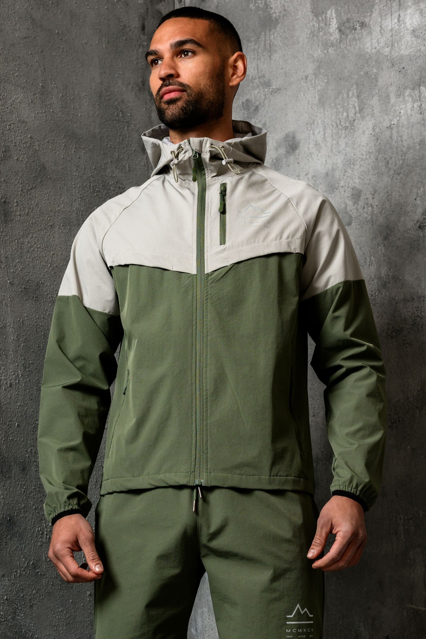 ASCENT WINDBREAKER JACKET - SAGE/STONE