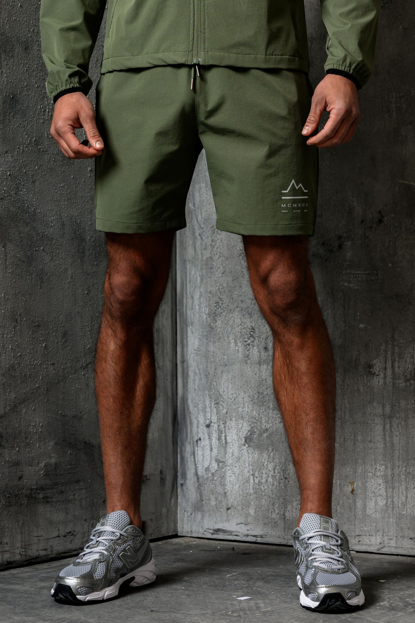 ASCENT SHORTS - SAGE