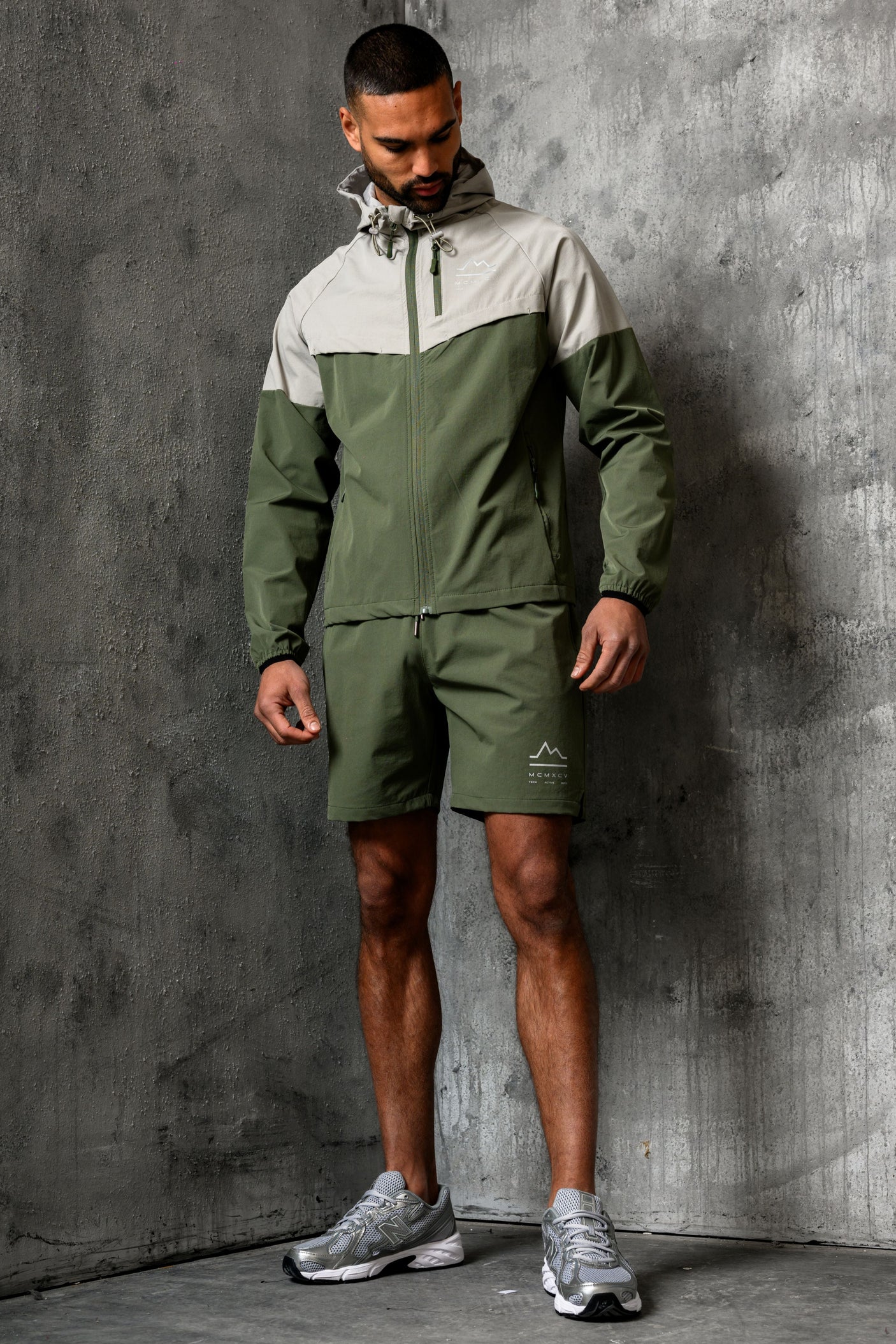 ASCENT SHORTS - SAGE
