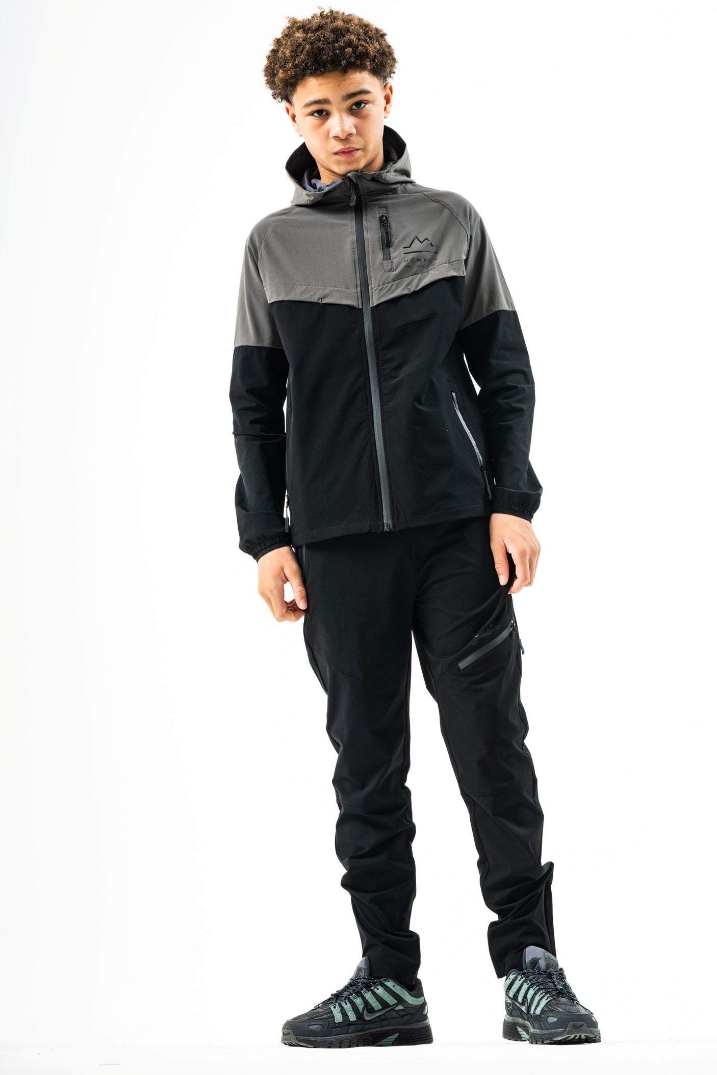 ASCENT JUNIOR TECH TRACKSUIT- CHARCOAL/BLACK
