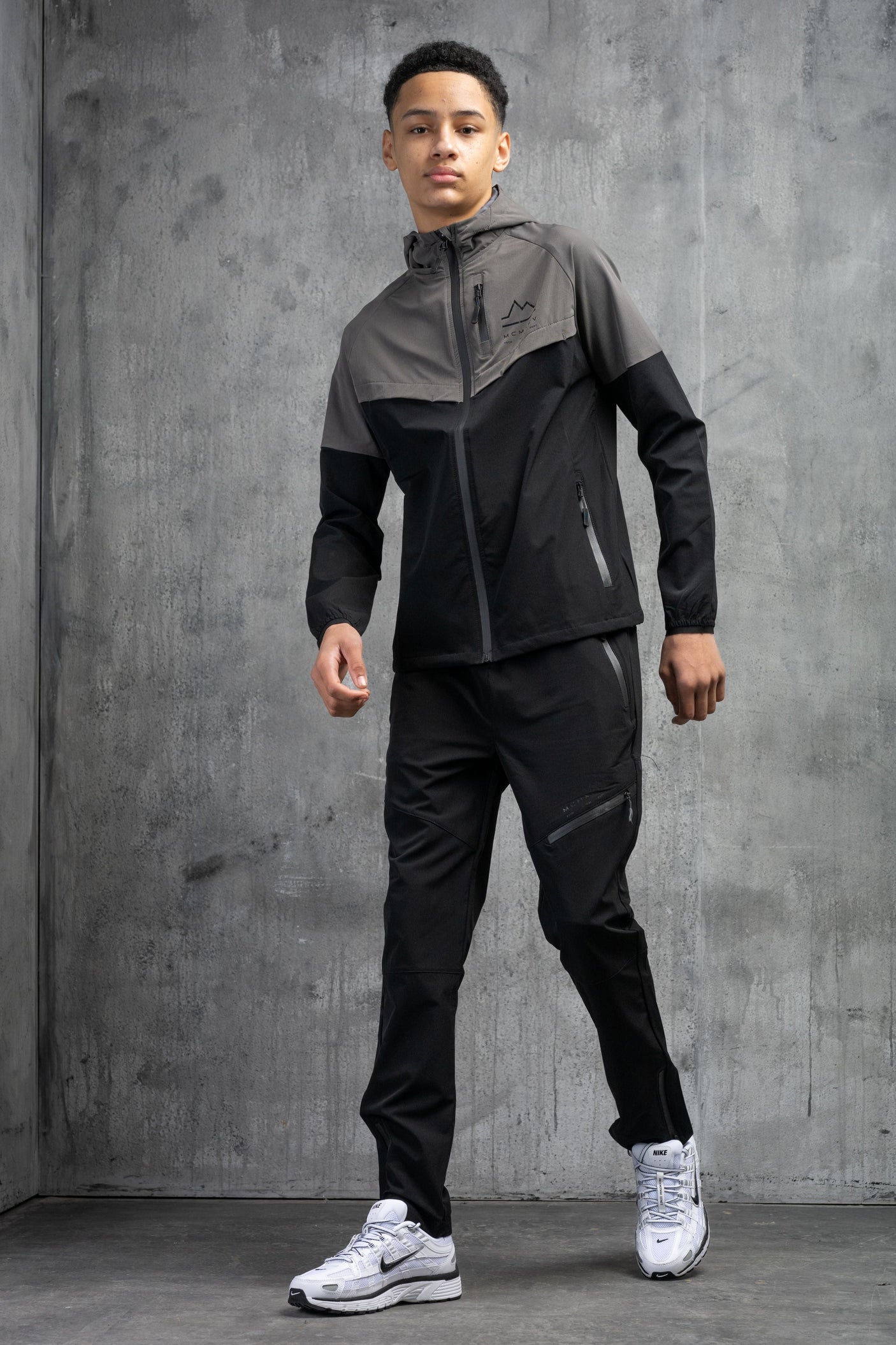 ASCENT JUNIOR TECH TRACKSUIT- CHARCOAL/BLACK