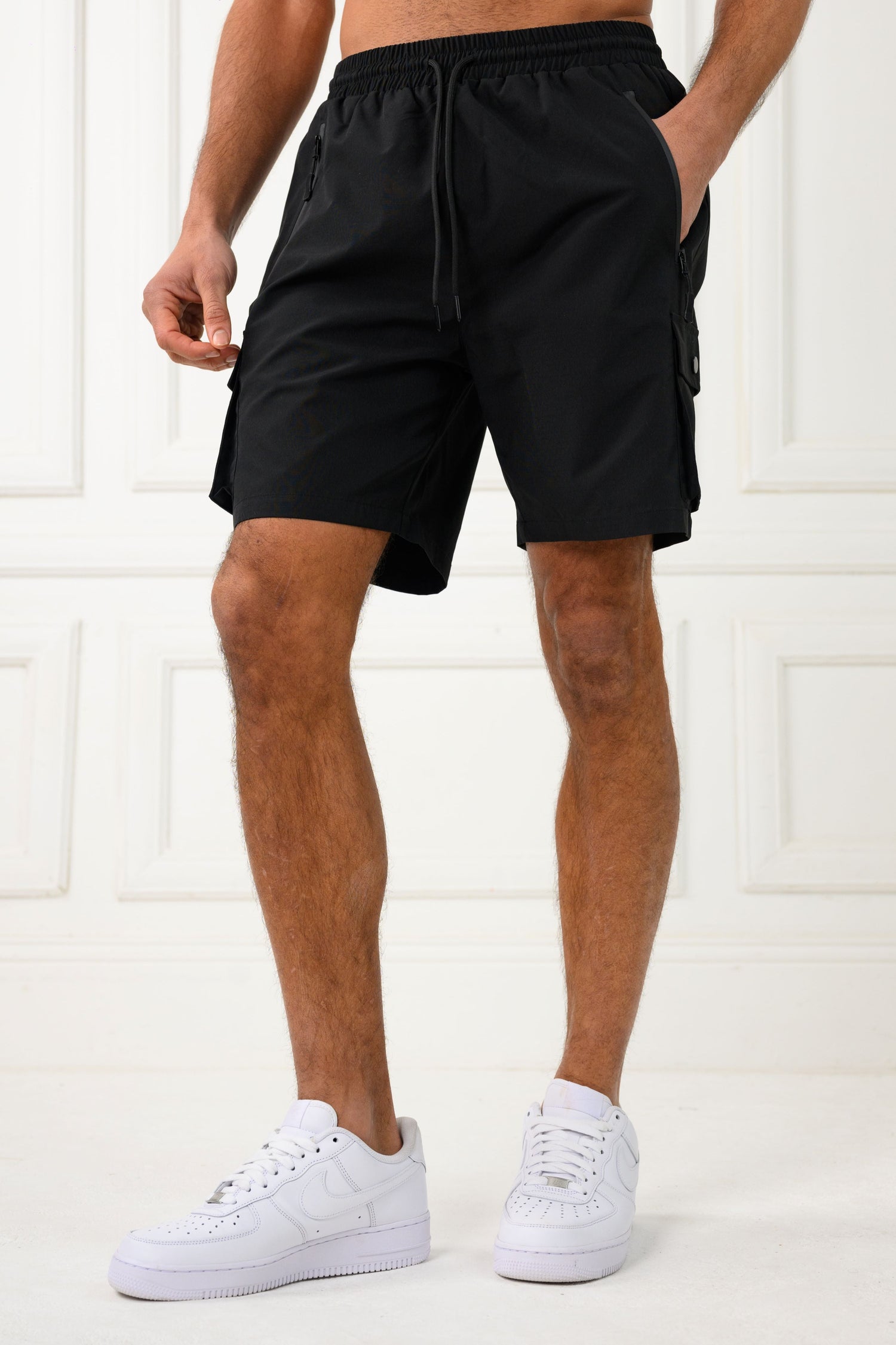 CREED CARGO SHORTS - BLACK