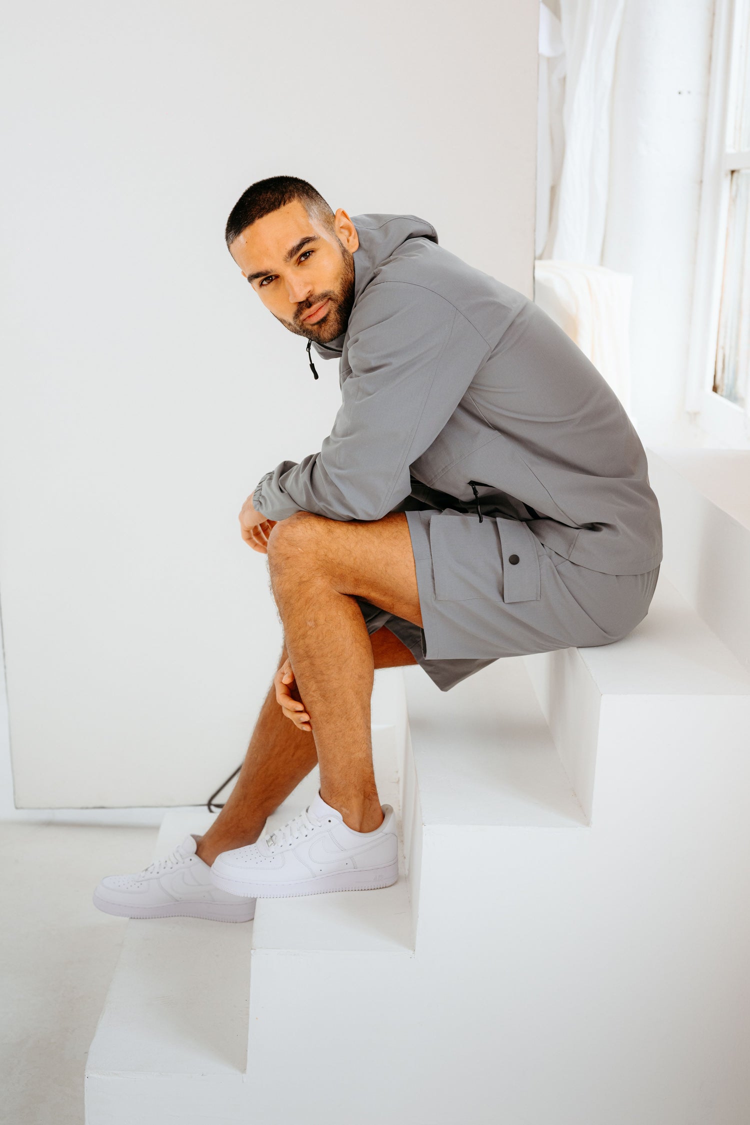 CREED SHORTS - MID GREY