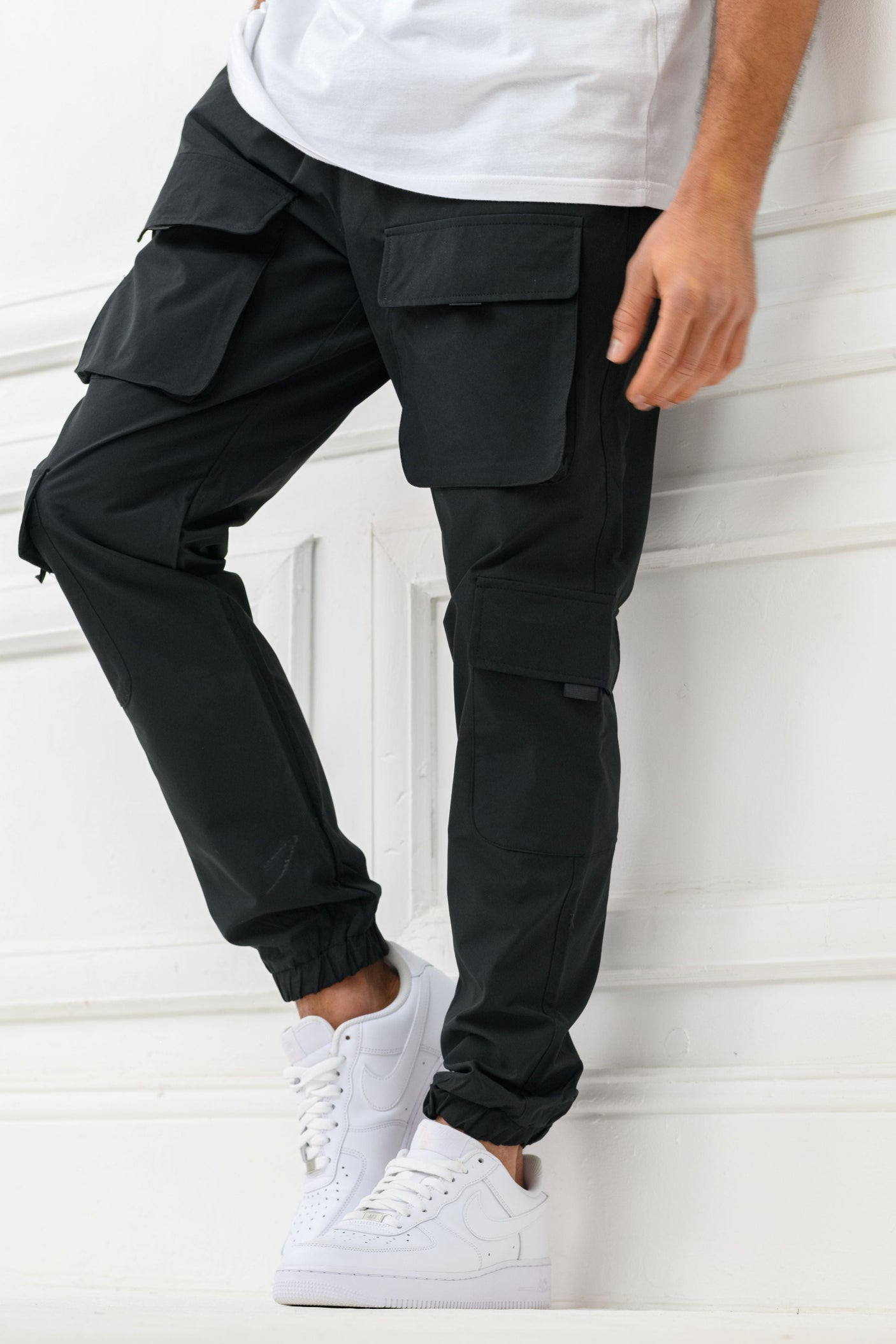 DIVISION V2 CARGO PANTS - BLACK