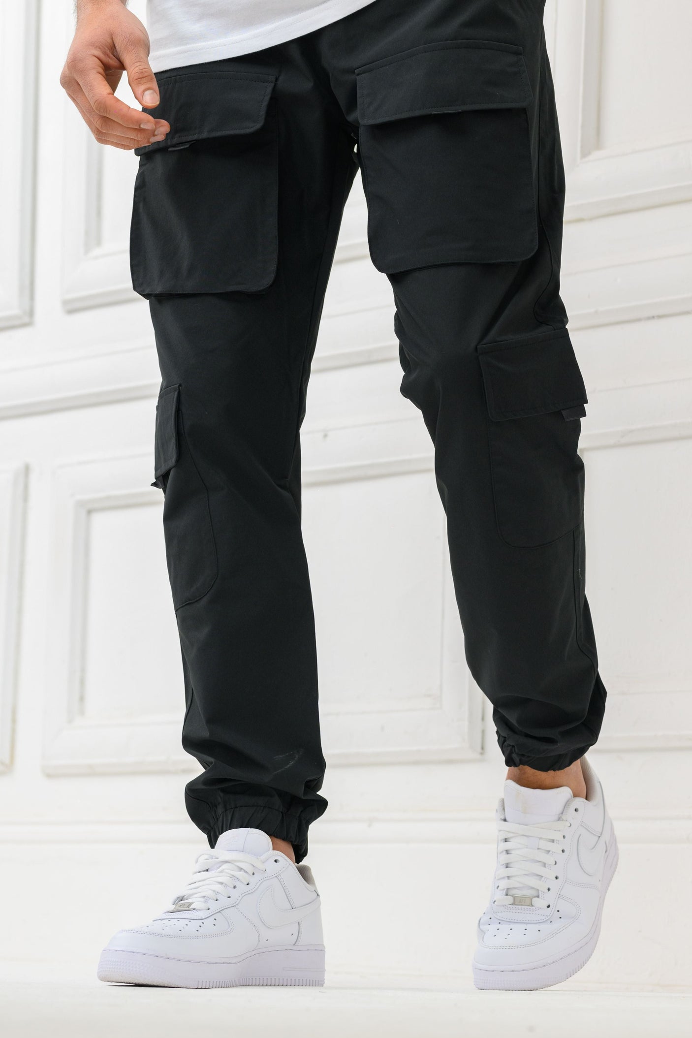DIVISION V2 CARGO PANTS - BLACK