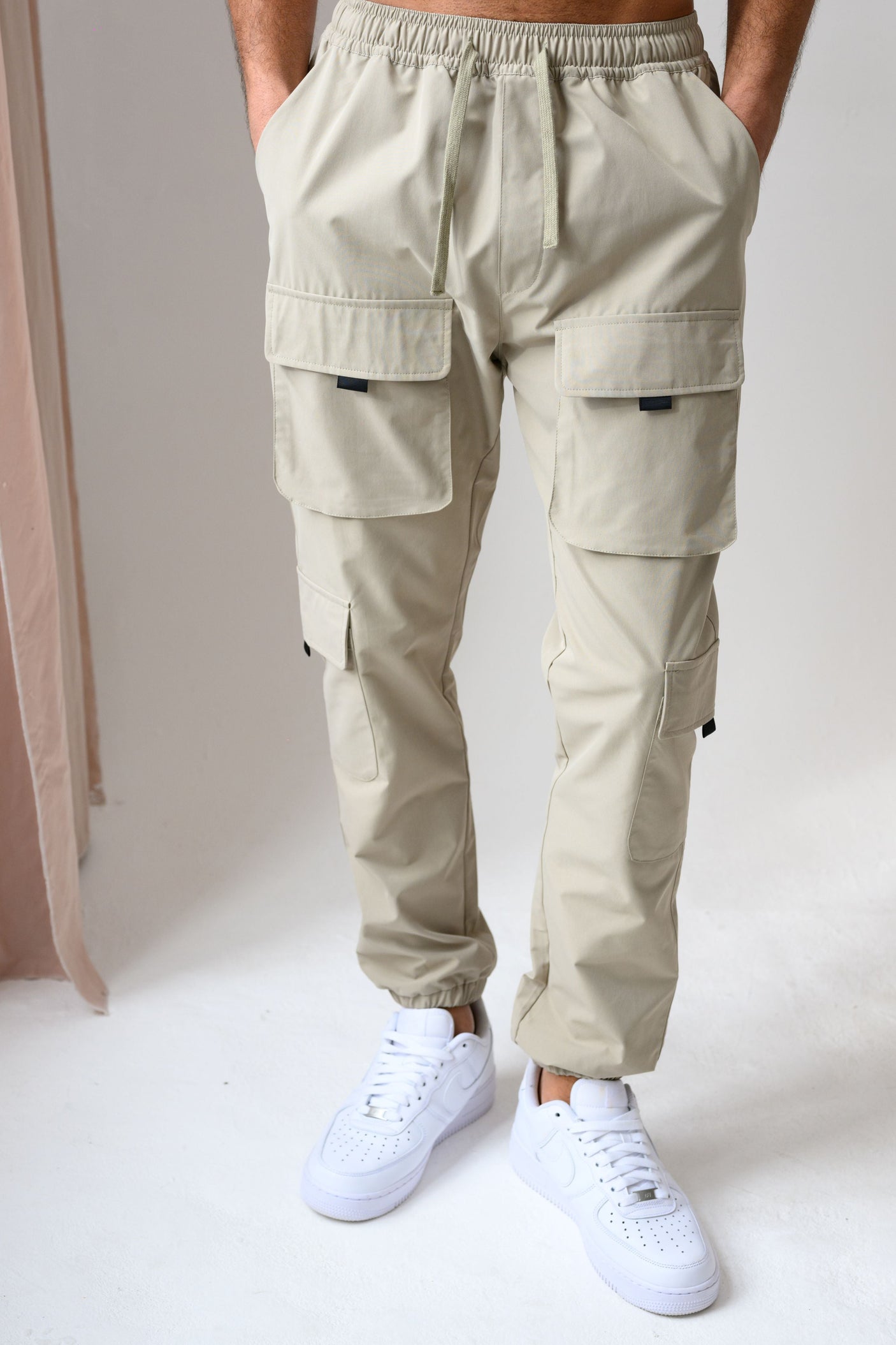 DIVISION V2 CARGO PANTS - CEMENT