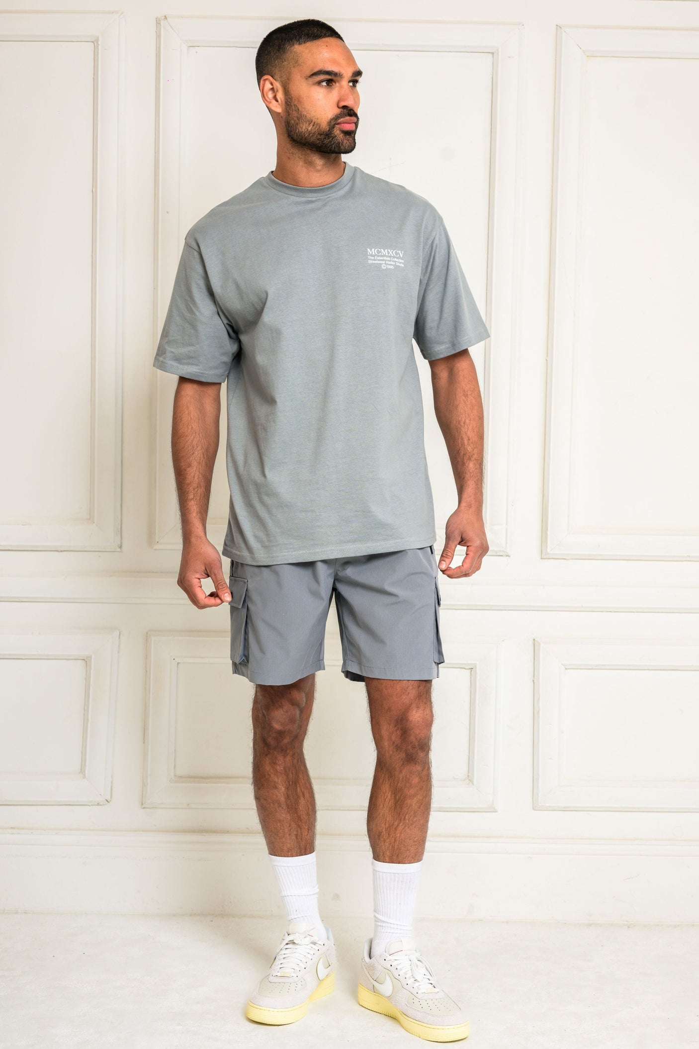 ESSENTIAL T-SHIRT - LAVA GREY