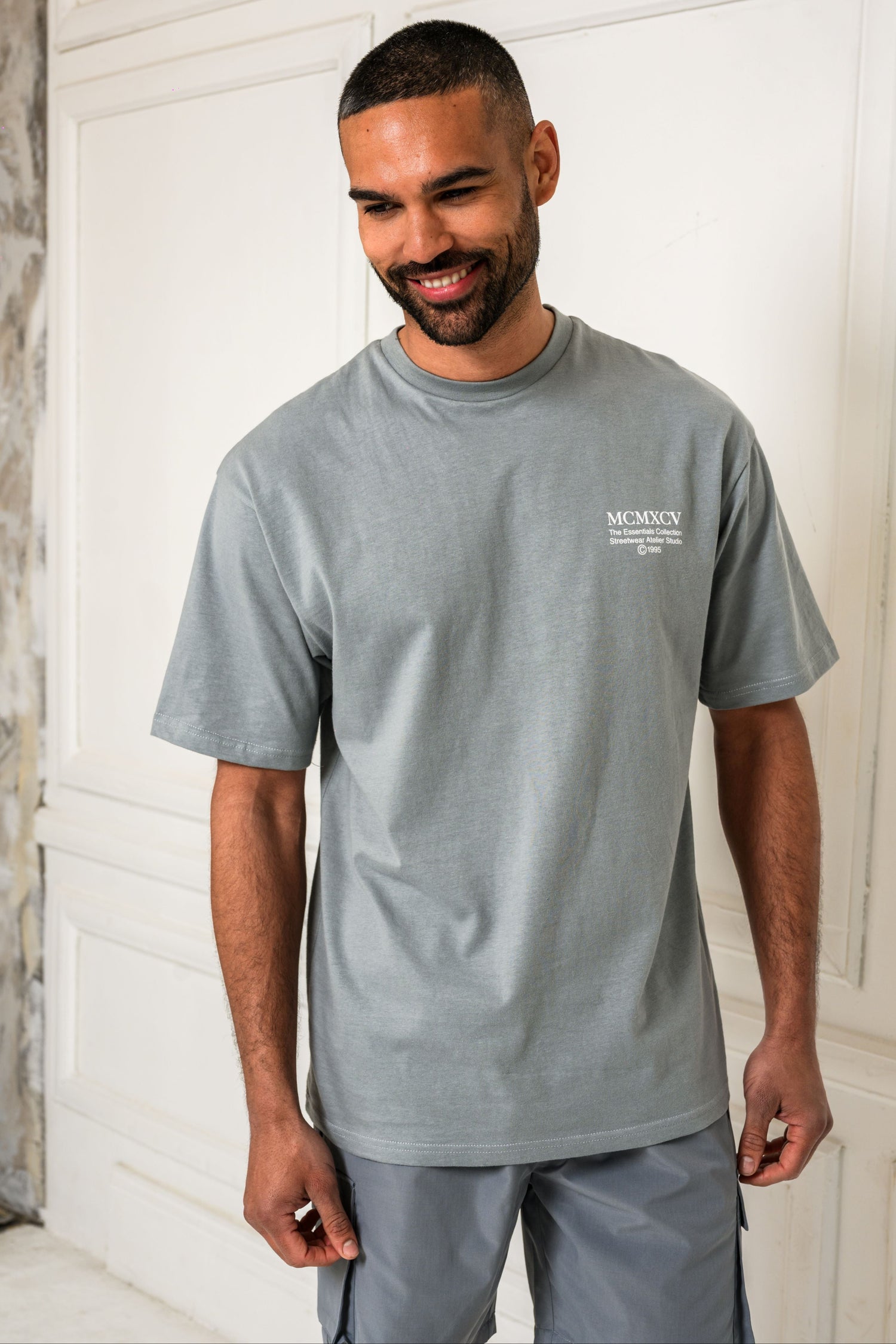 ESSENTIAL T-SHIRT - LAVA GREY