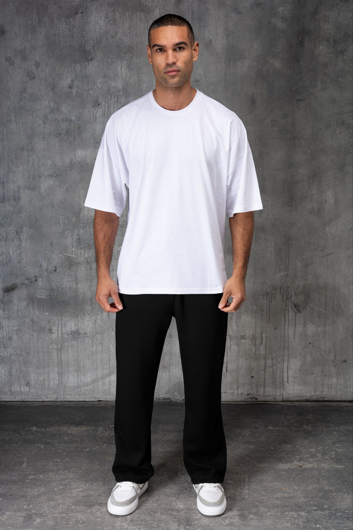 FELIX (UNBRANDED) OPEN HEM JOGGERS - BLACK
