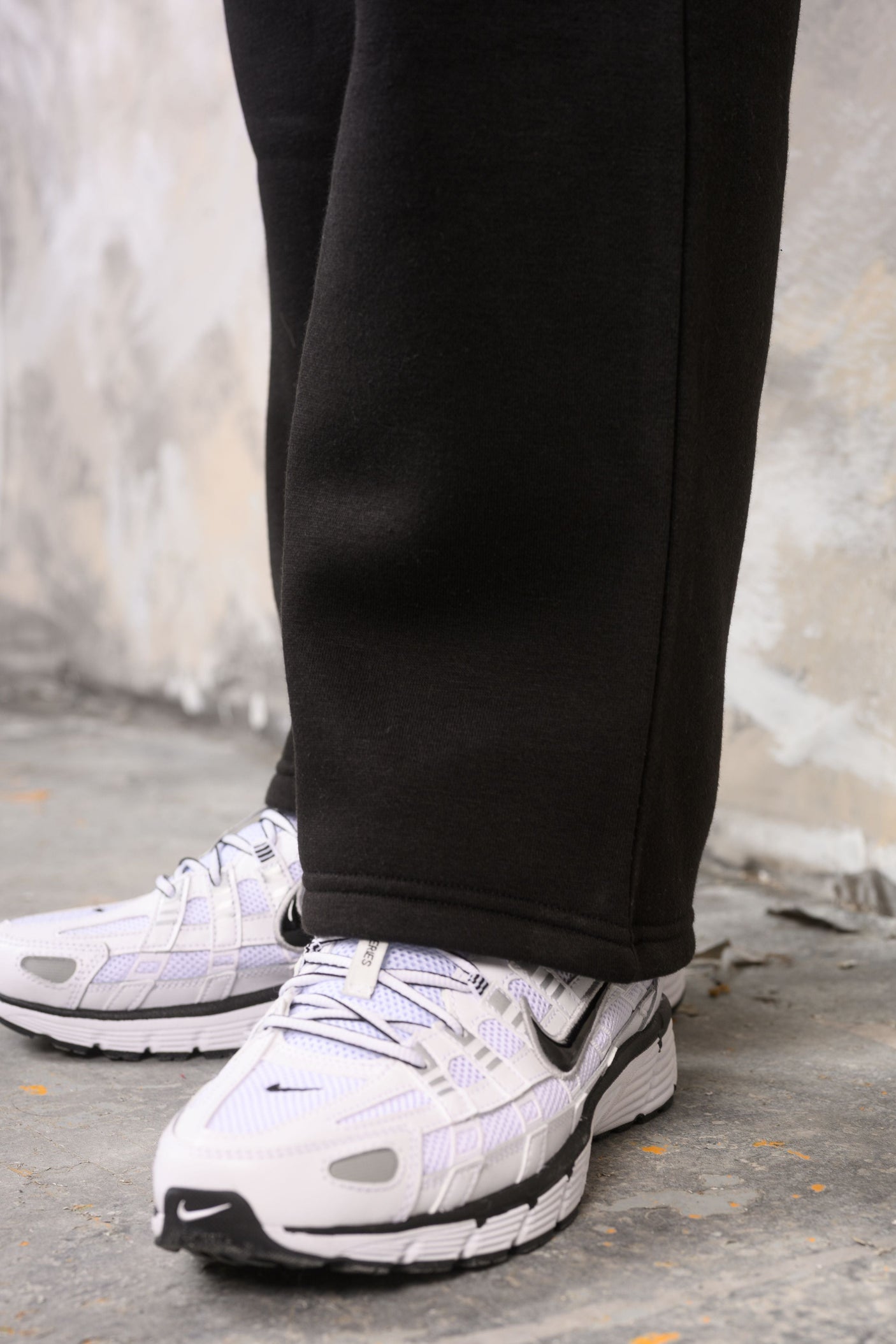 FELIX (UNBRANDED) OPEN HEM JOGGERS - BLACK