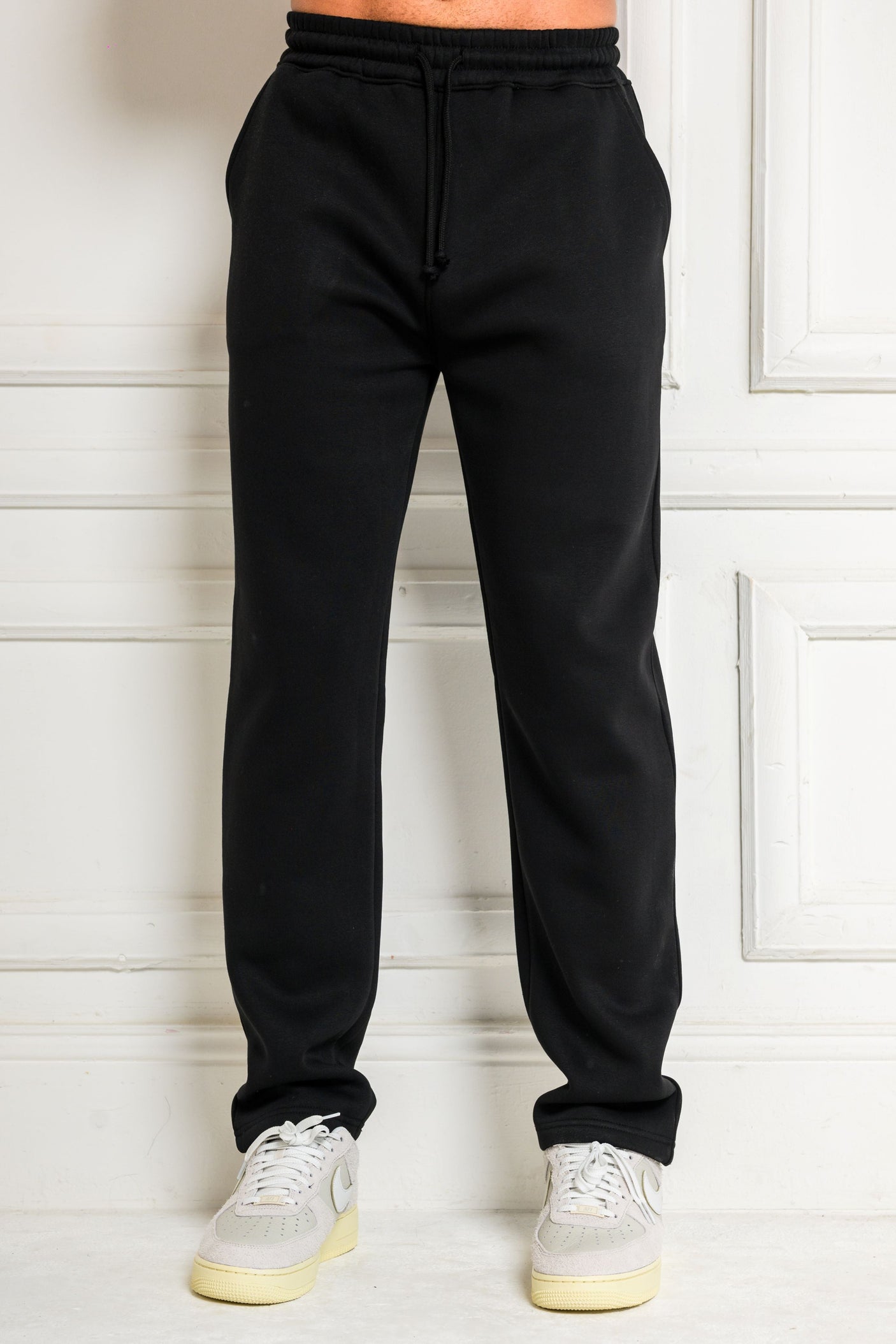 FELIX (UNBRANDED) STRAIGHT LEG JOGGERS - BLACK