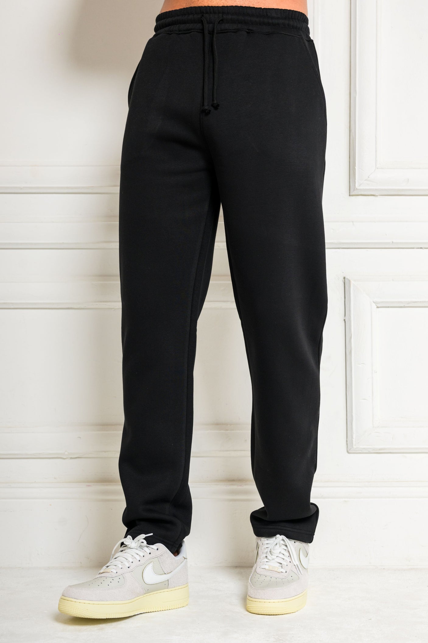 FELIX (UNBRANDED) STRAIGHT LEG JOGGERS - BLACK