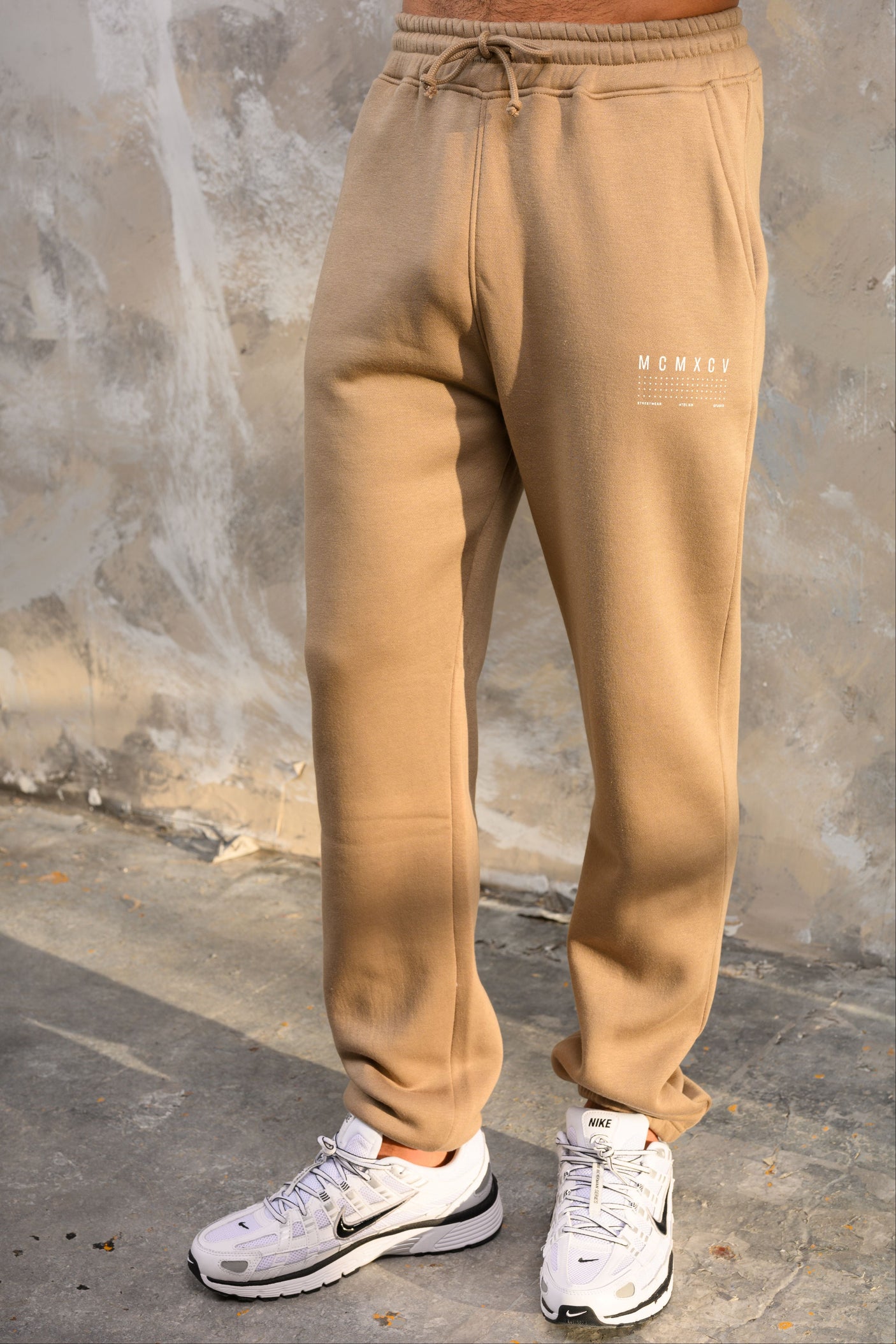 FENTON CUFFED JOGGER - STONE