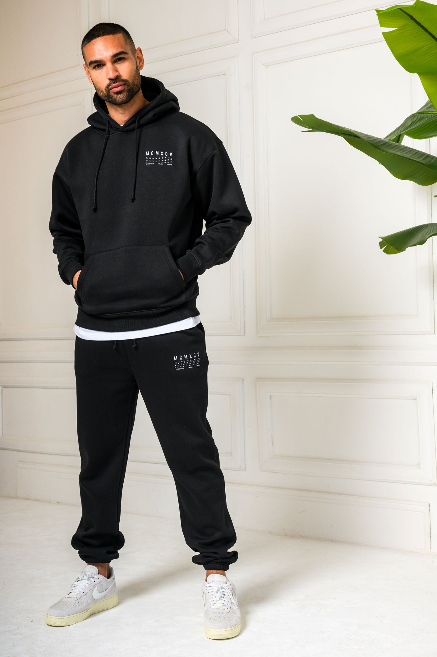 FENTON CUFFED JOGGER - BLACK