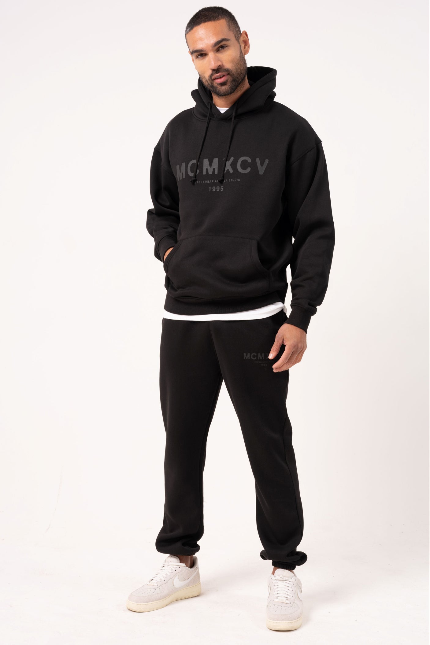 GAMBIT TRACKSUIT - BLACK