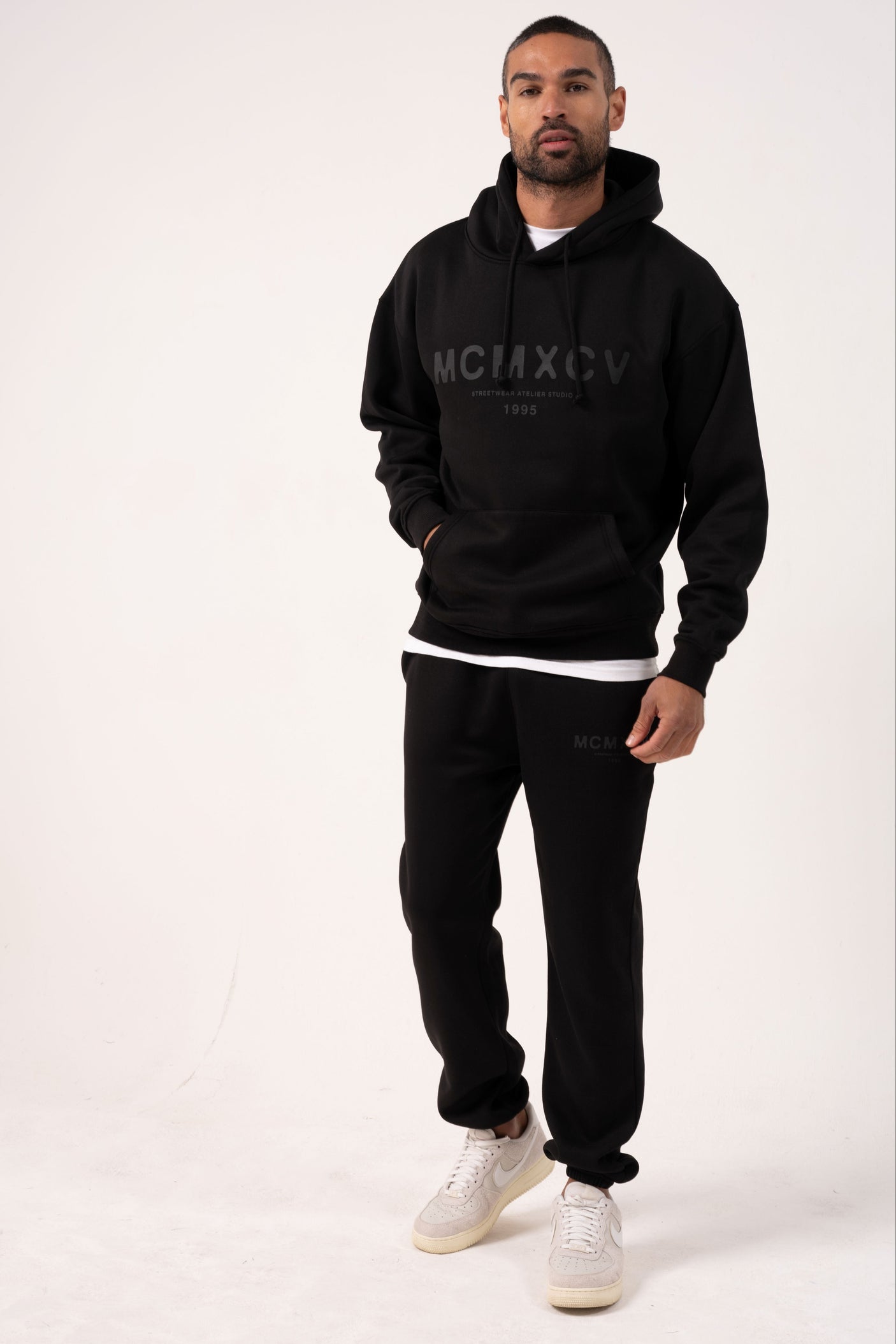 GAMBIT TRACKSUIT - BLACK