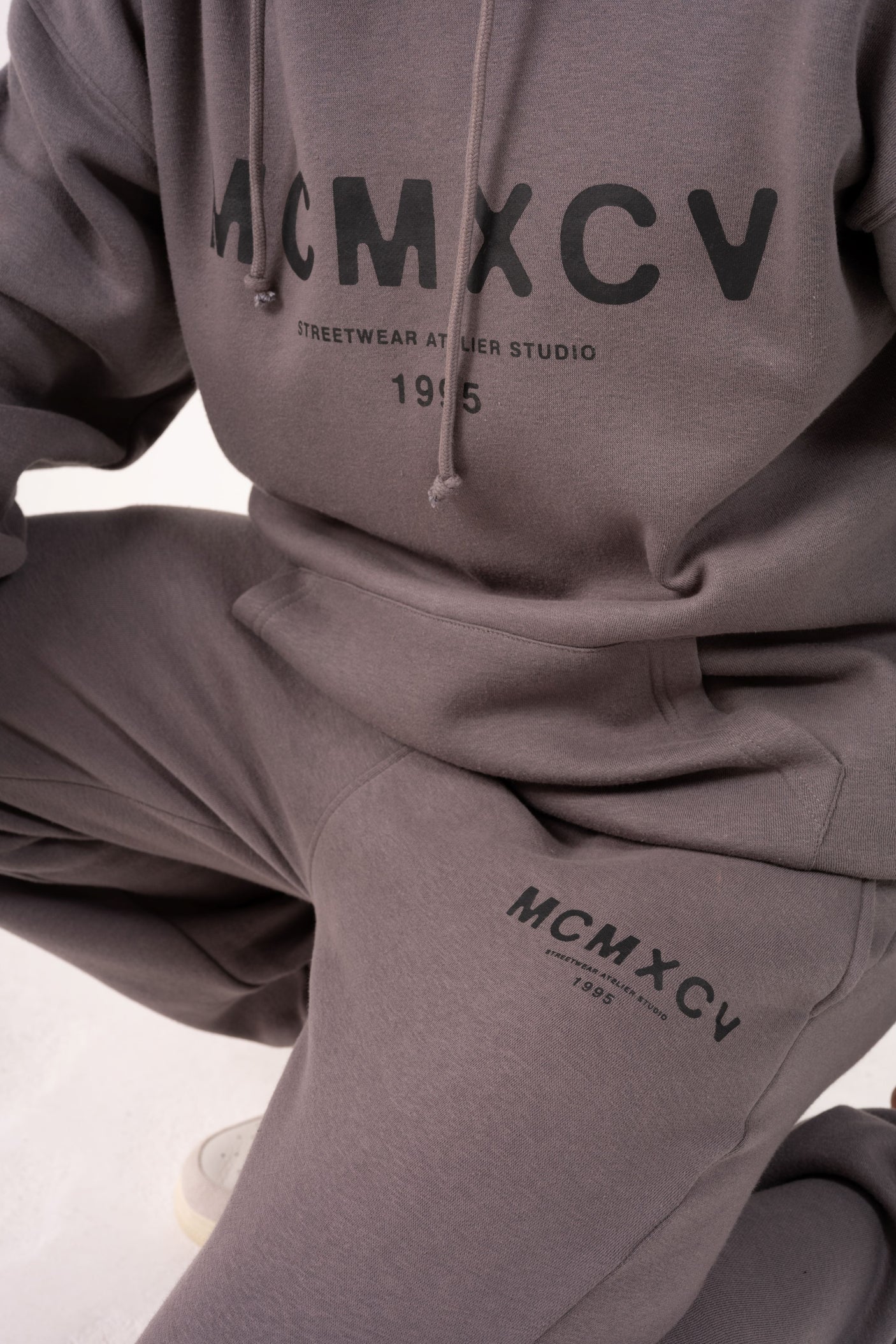 GAMBIT TRACKSUIT - CHARCOAL