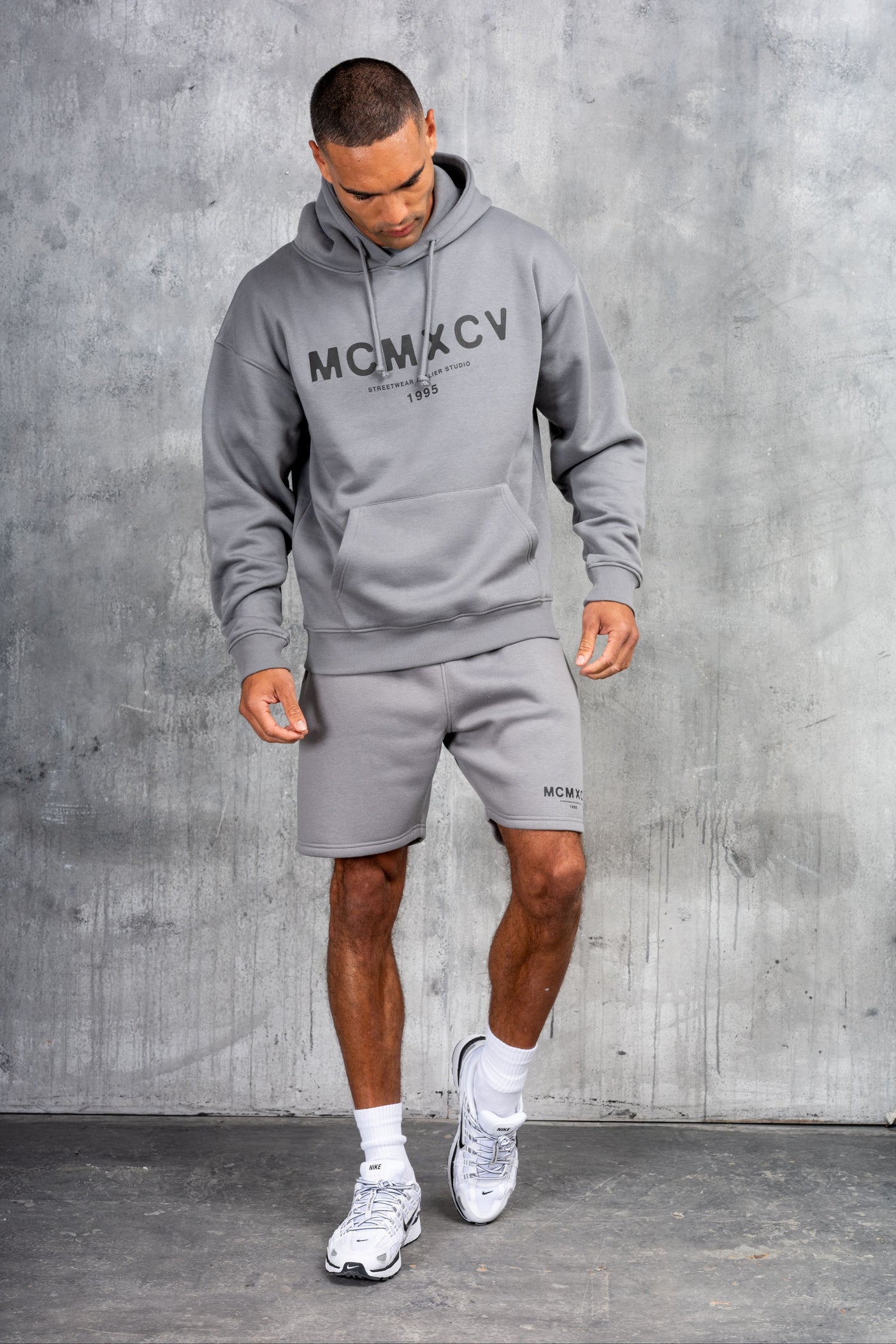 GAMBIT SHORT - LAVA GREY