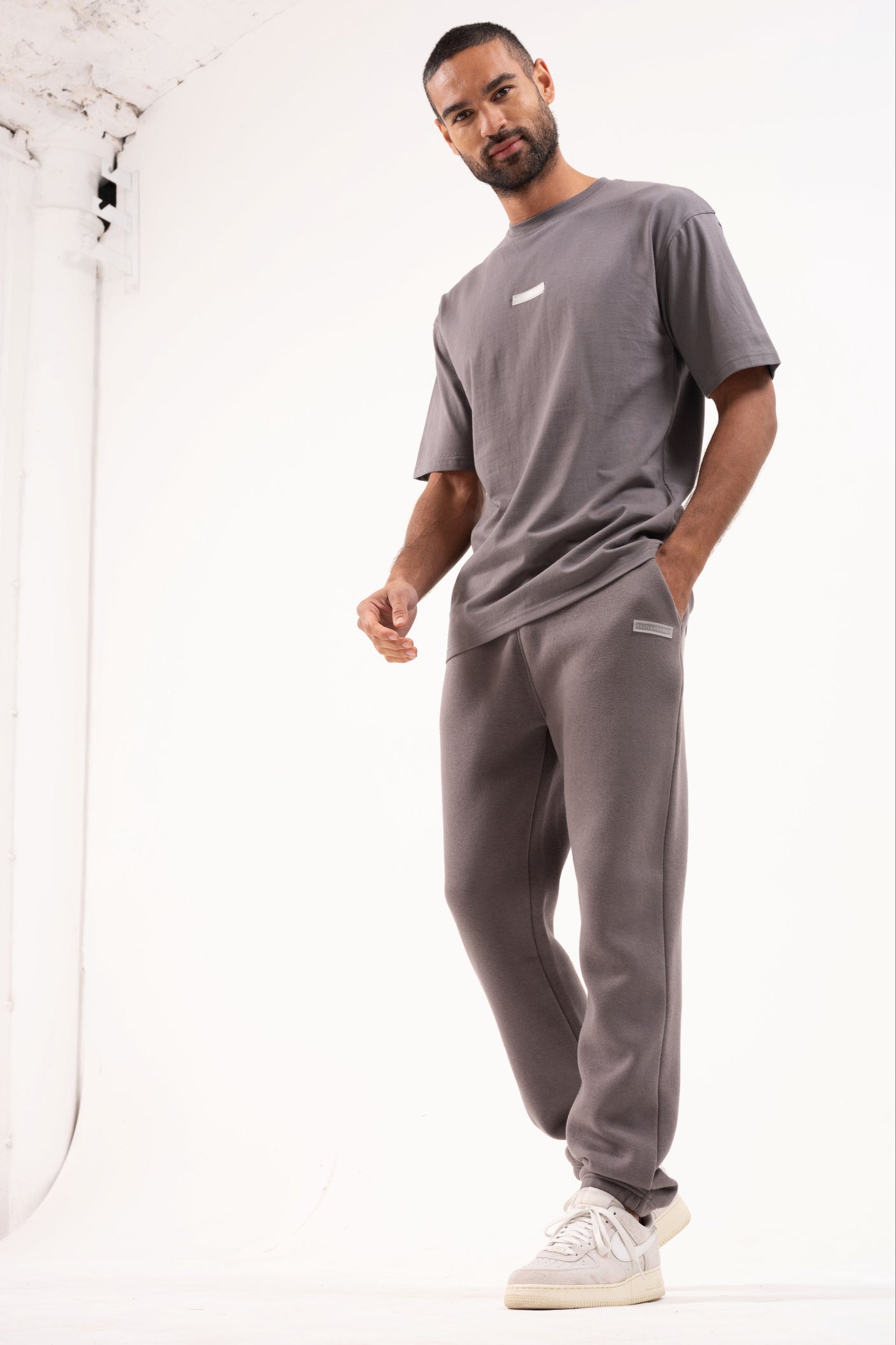 MASON T-SHIRT - CHARCOAL