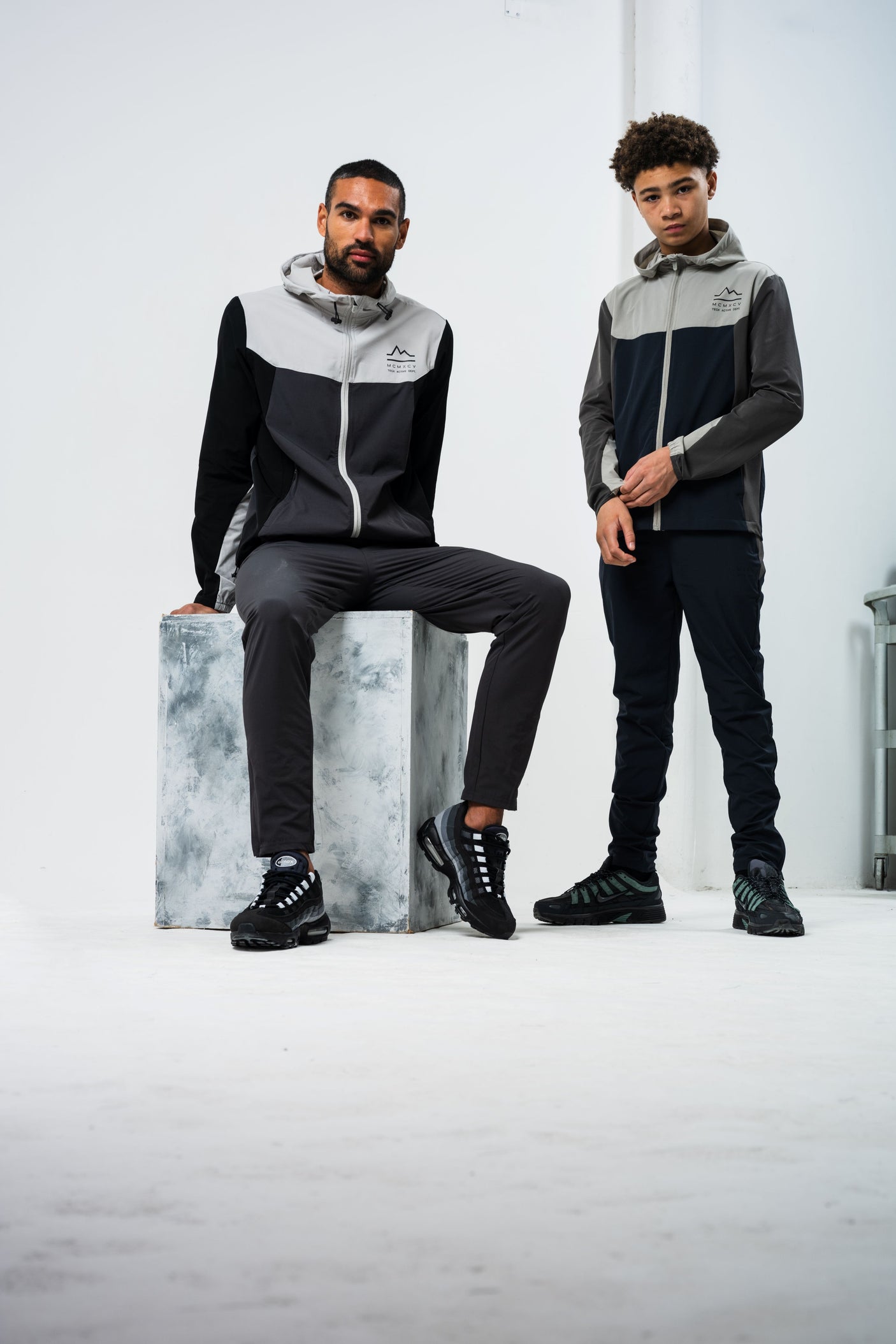 PULSE JUNIOR TECH TRACKSUIT- STONE/OMBRE/CHARCOAL