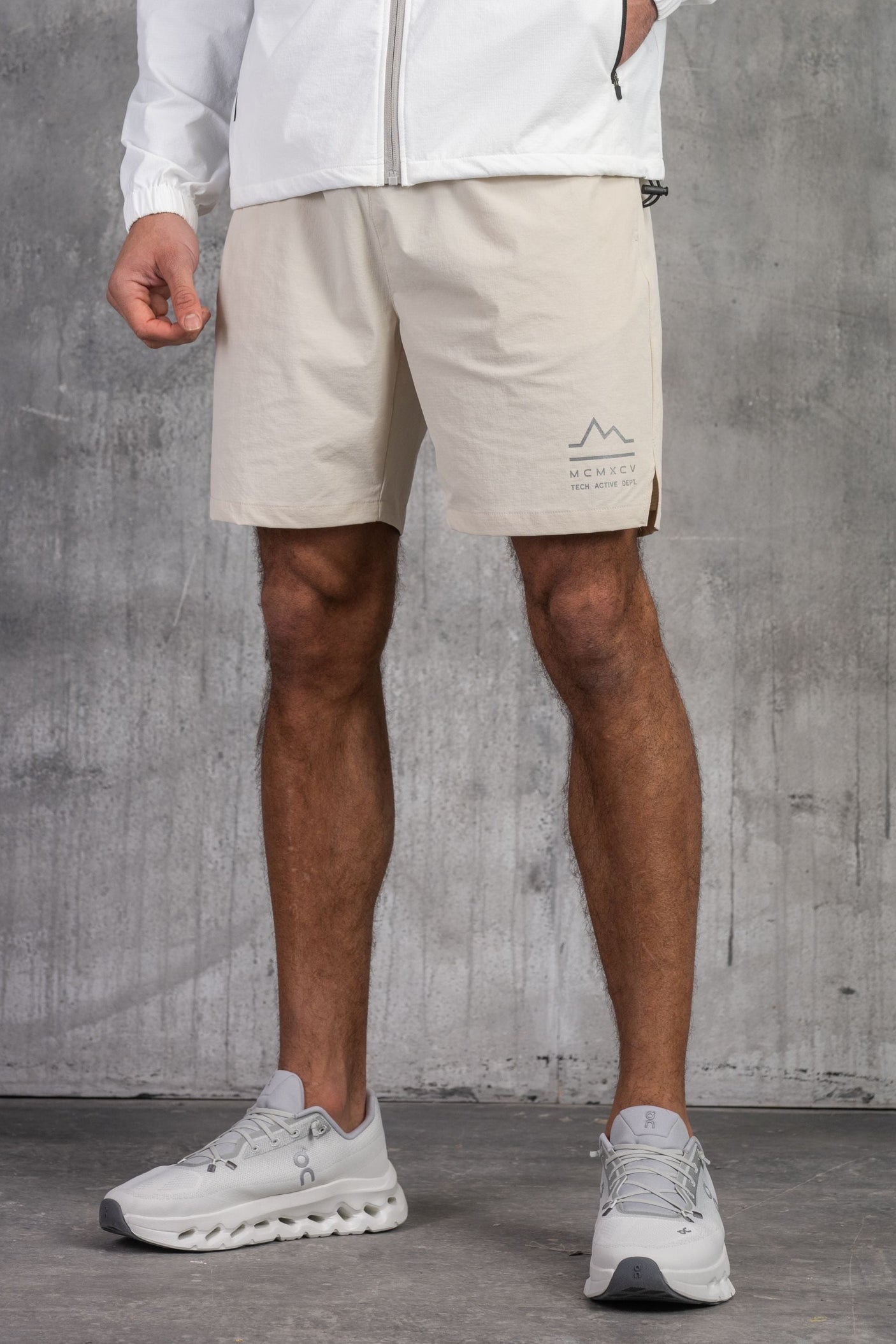 SOLAR SHORT - STONE/OFF WHITE