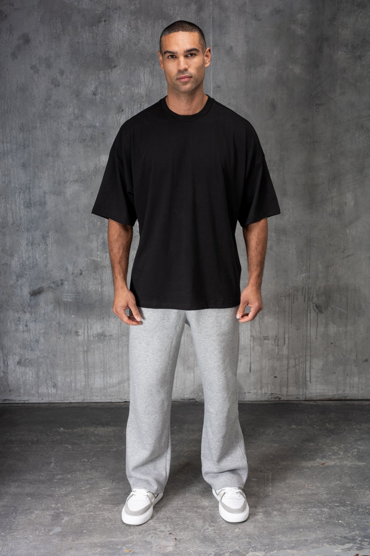 BOX FIT T-SHIRT - BLACK