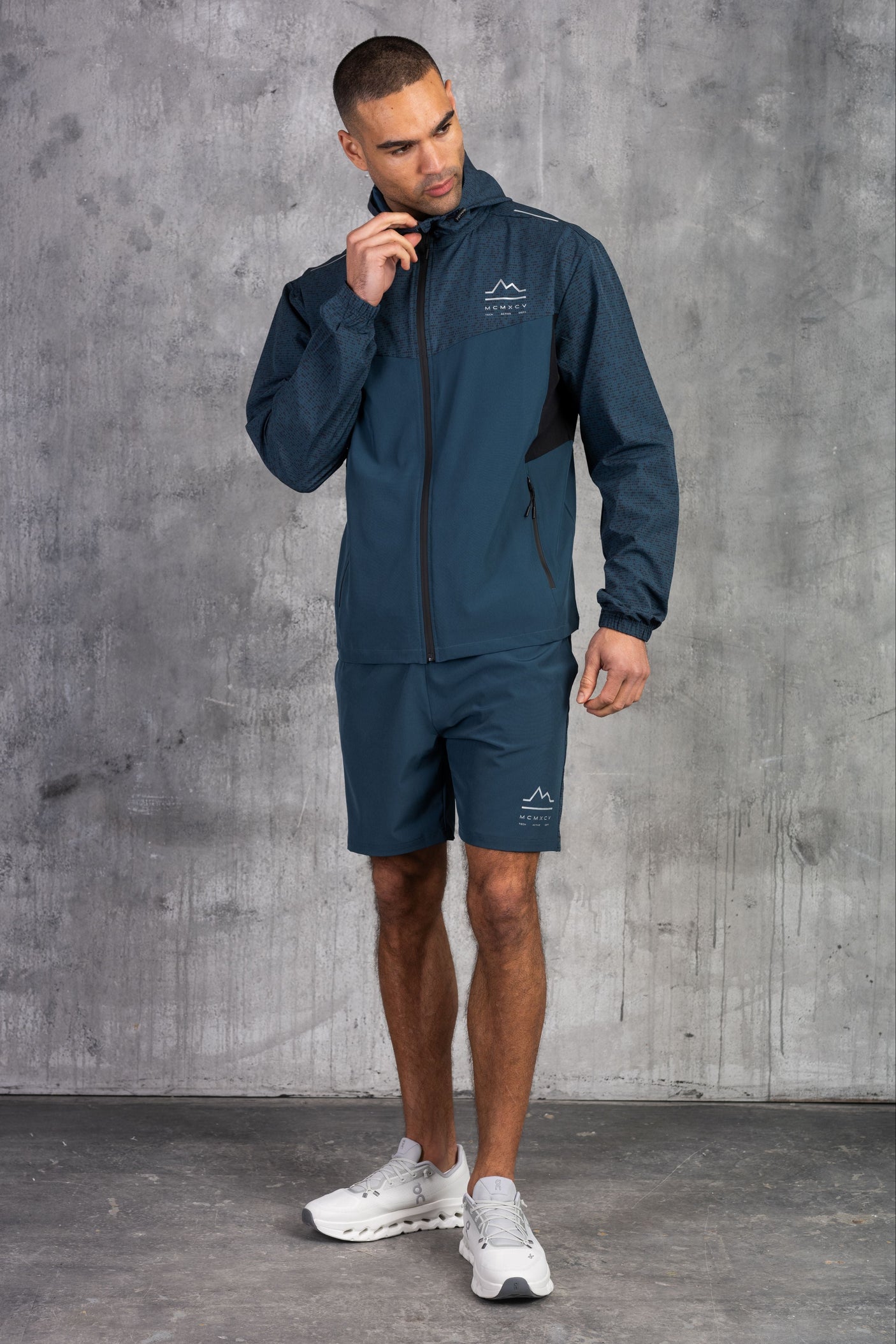 VICTORY TECH SHORT - DK PETROL