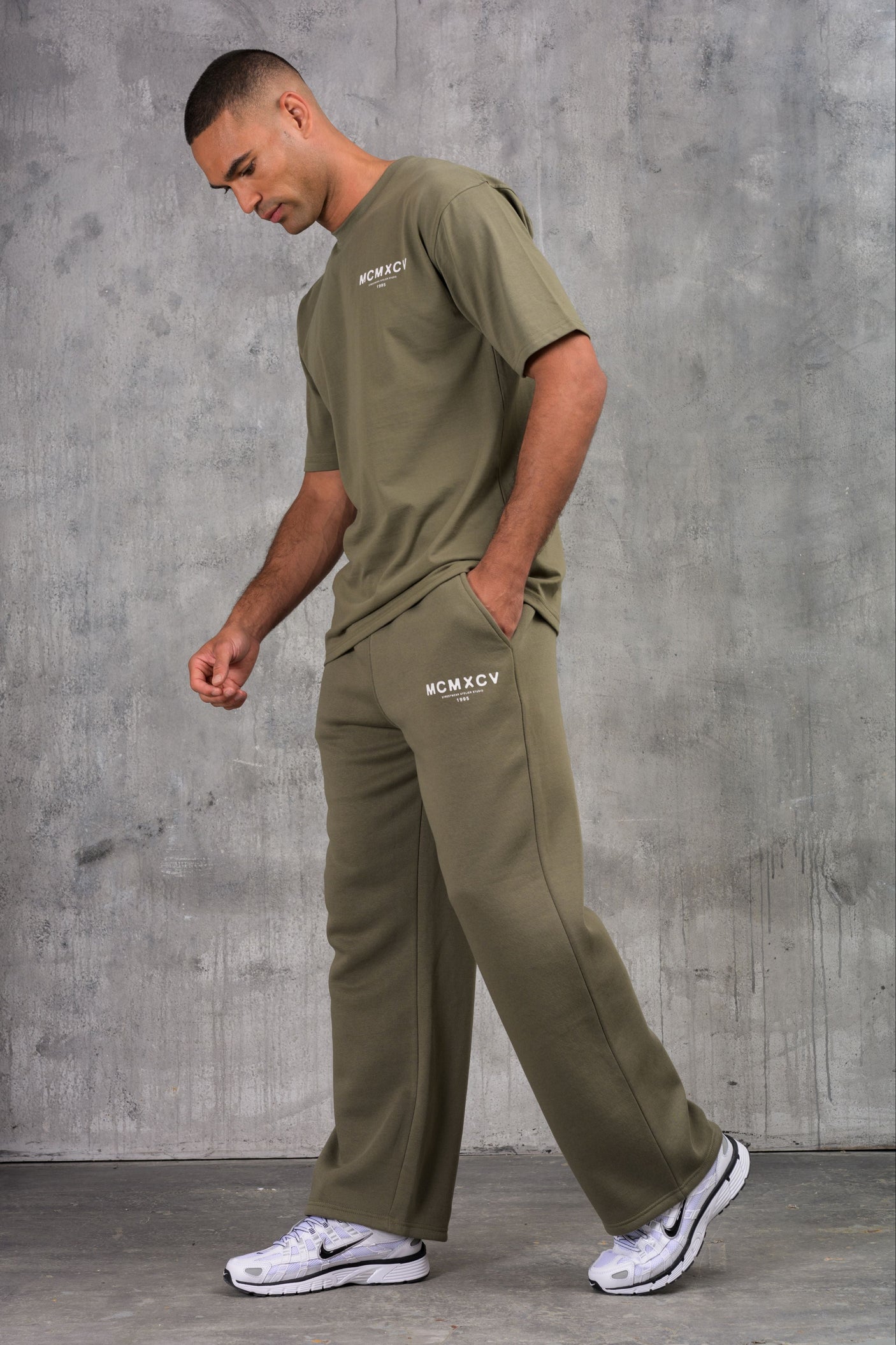 ZEUS TEE & OPEN JOGGER SET - KHAKI