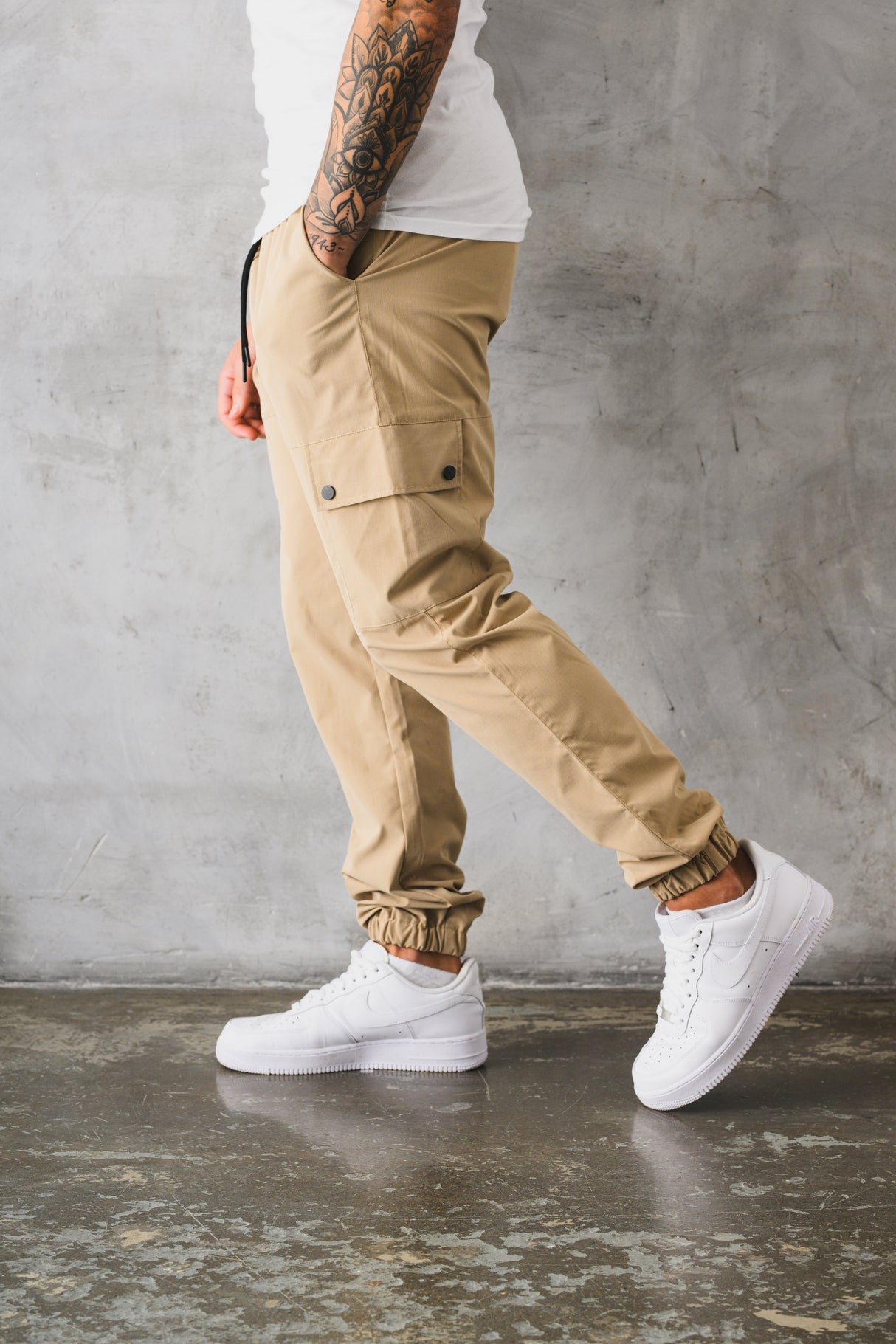 UNIT V2 CARGO PANTS - CEMENT