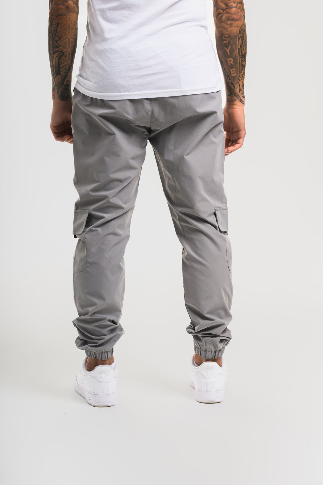 DIVISION V2 CARGO PANTS - LAVA GREY