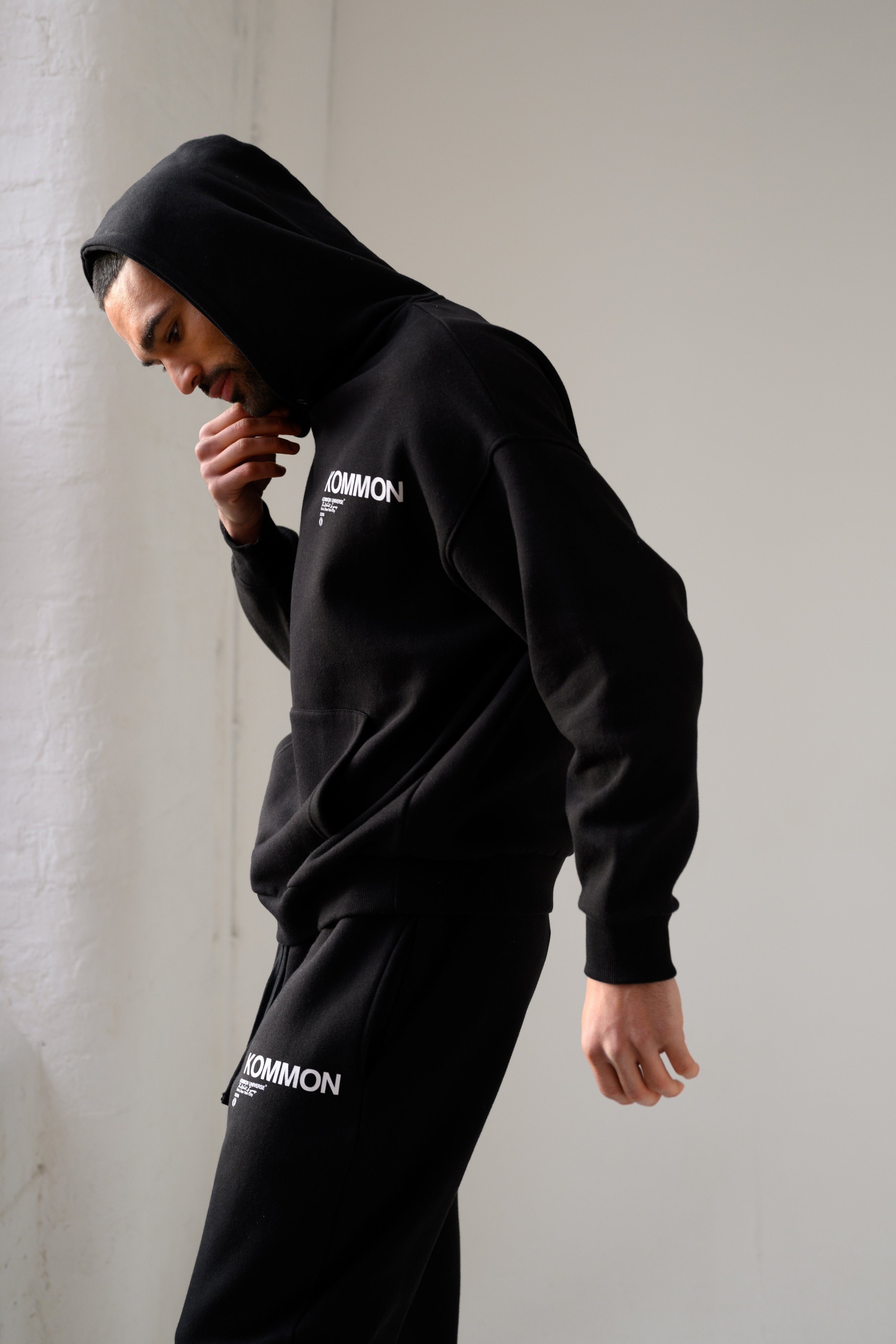 KEL HOODIE - BLACK – Beck and Hersey