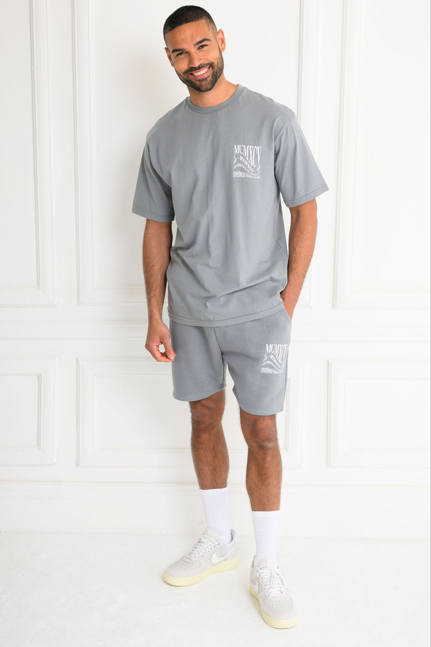 APEX SHORT - LAVA GREY