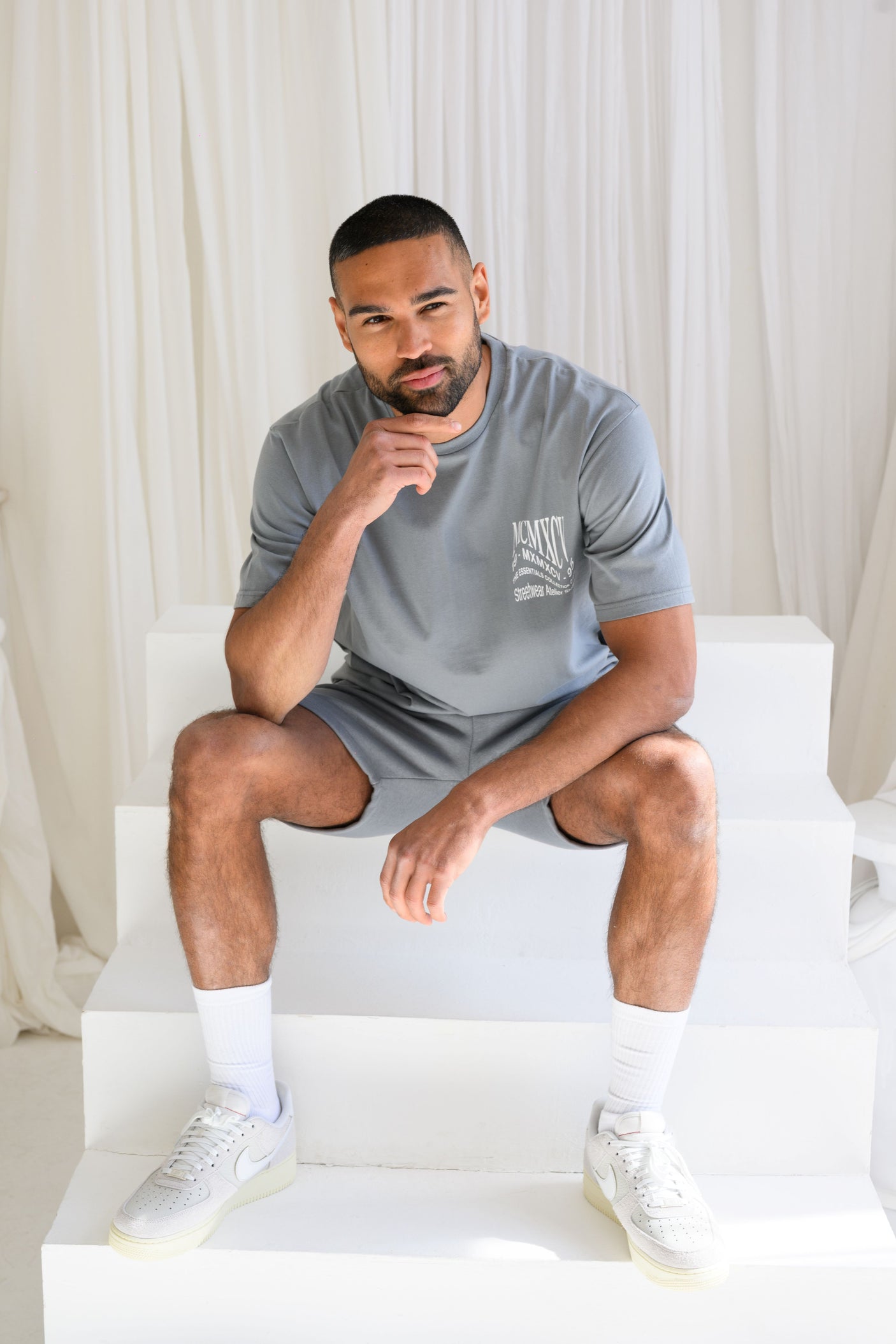 APEX SHORT - LAVA GREY