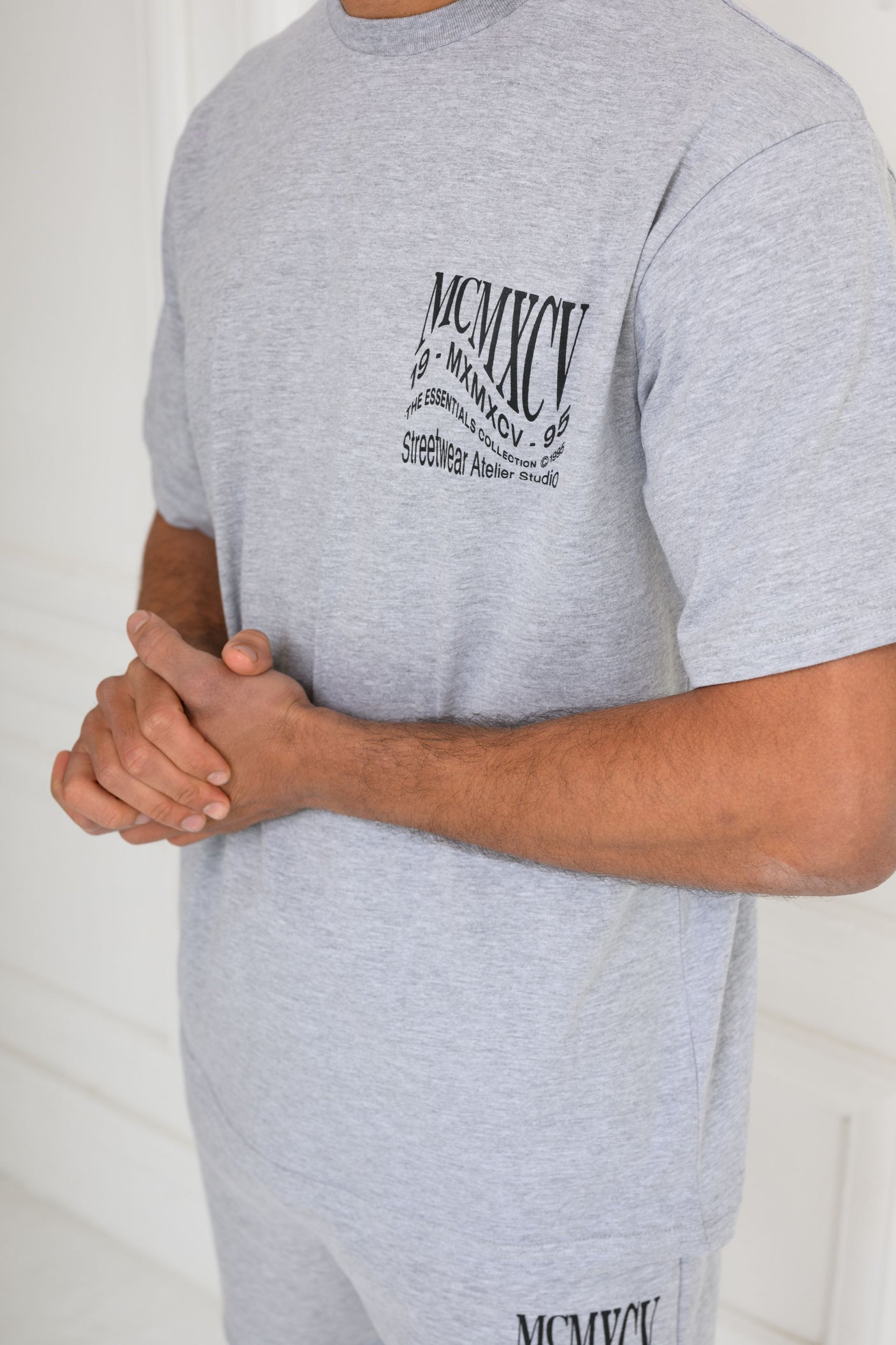 APEX T-SHIRT - GREY MARL