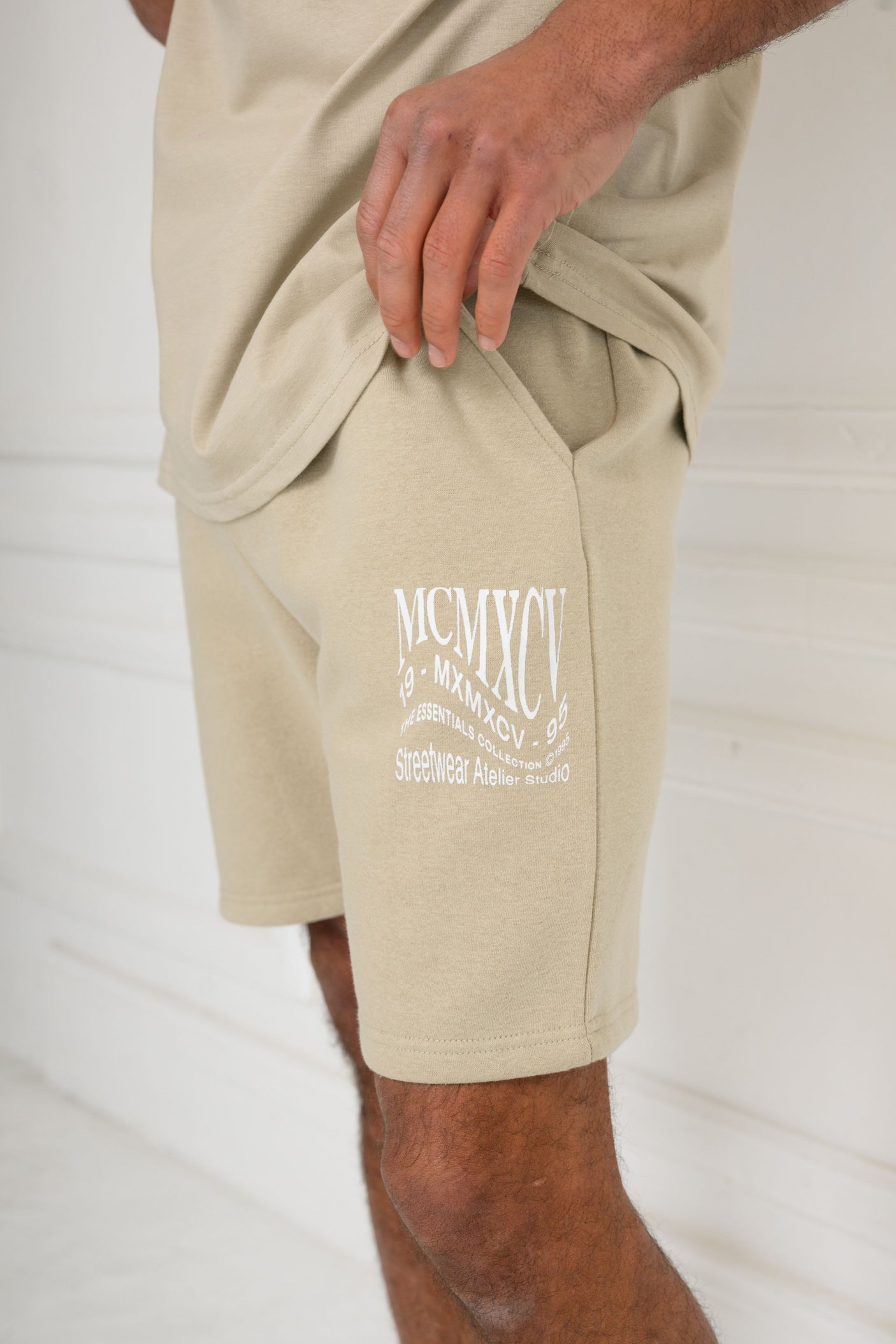APEX SHORT - OAT
